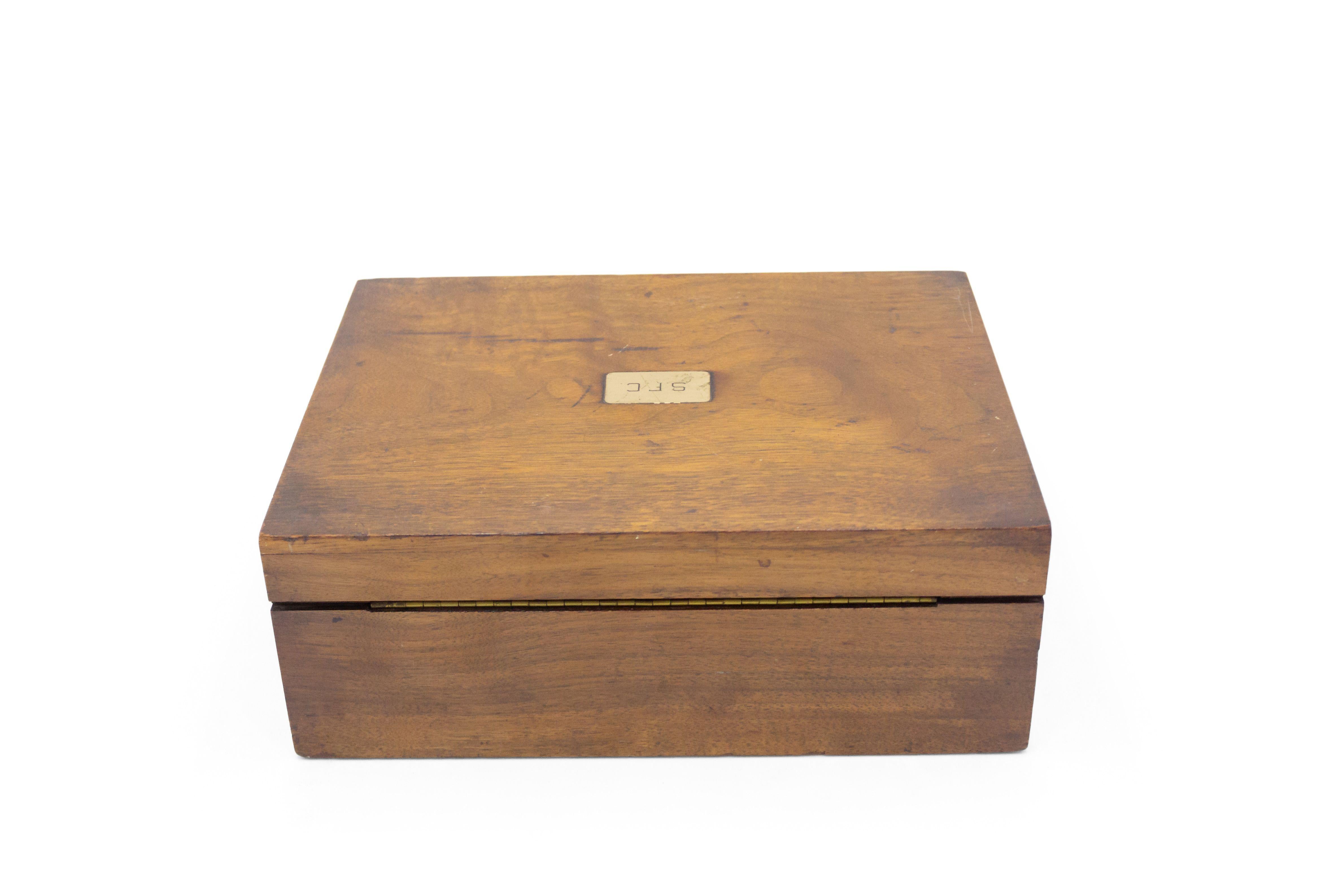 19th Century English Victorian Rosewood Box For Sale