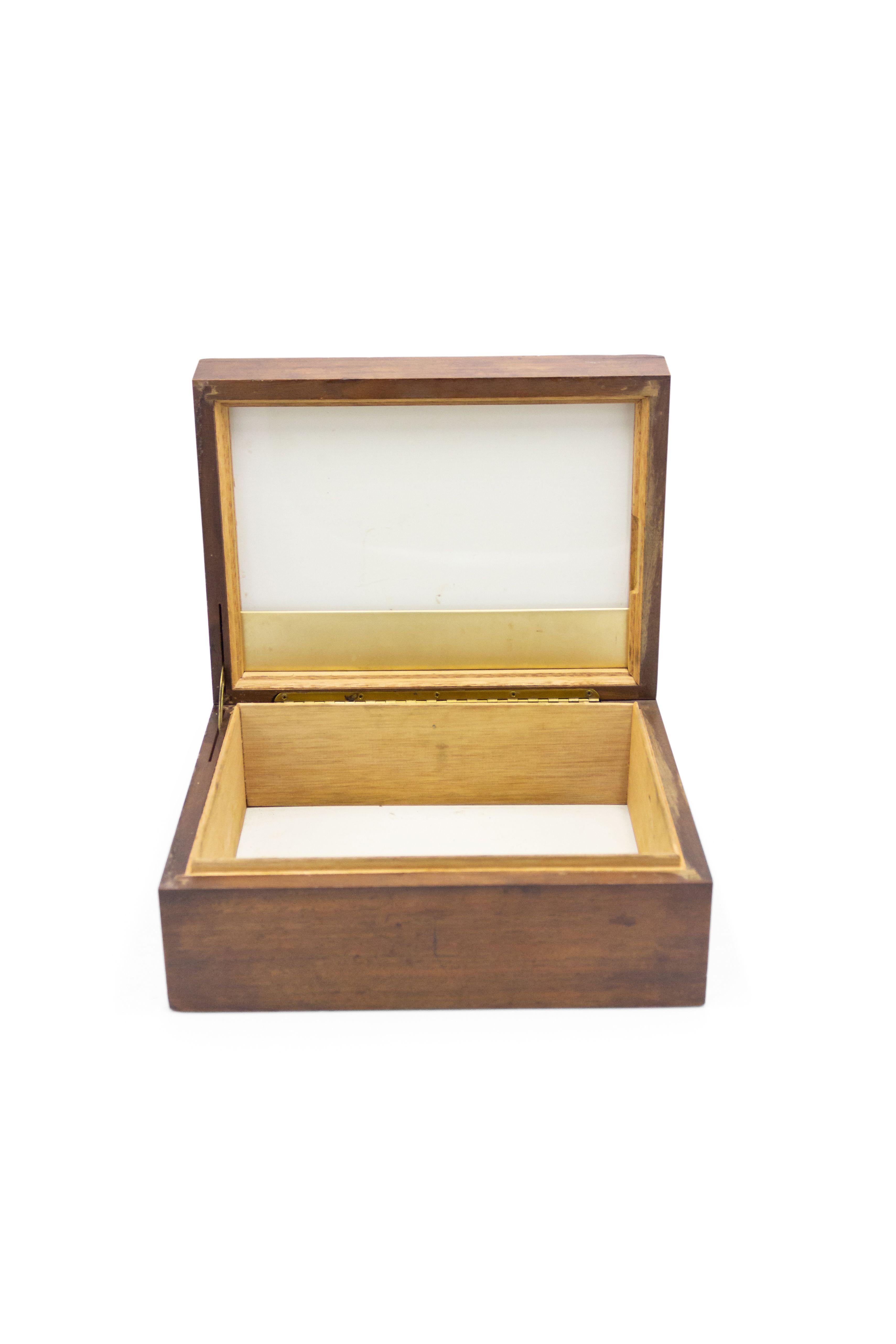 English Victorian Rosewood Box For Sale 1