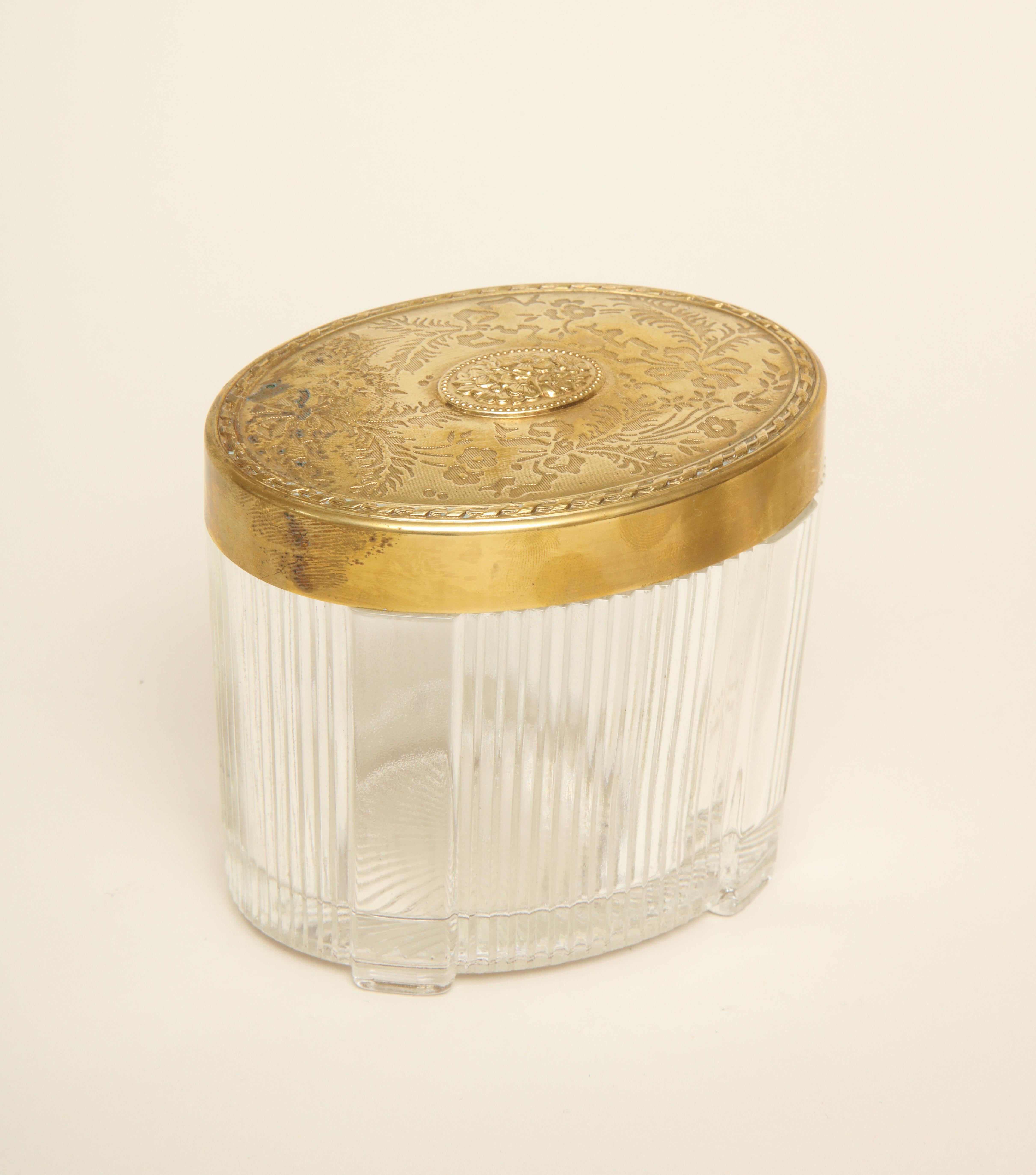 Art Deco English Victorian Set of 3 Vanity Jars For Sale