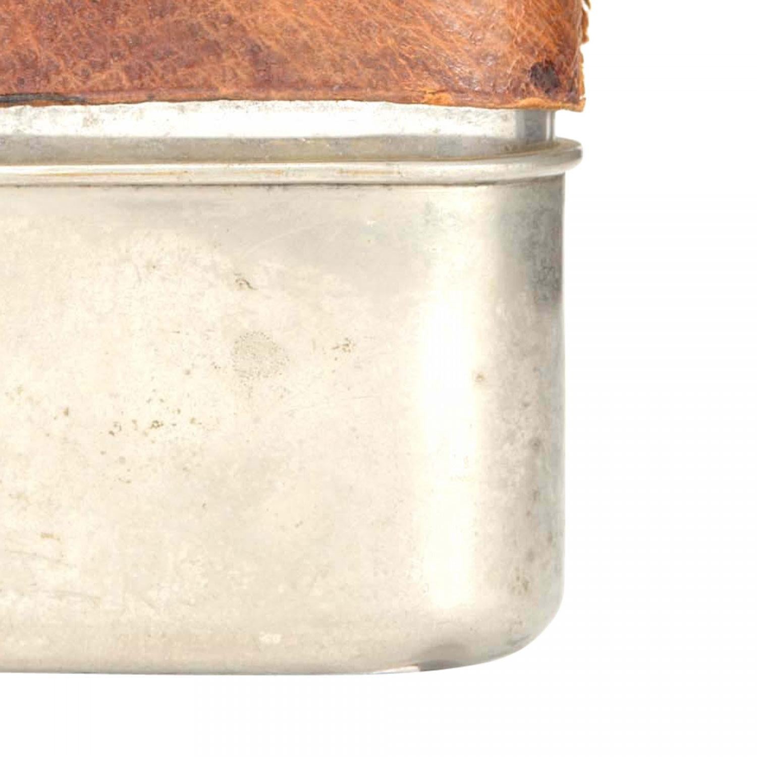 English Victorian Silver and Leather Flask im Zustand „Gut“ im Angebot in Queens, NY