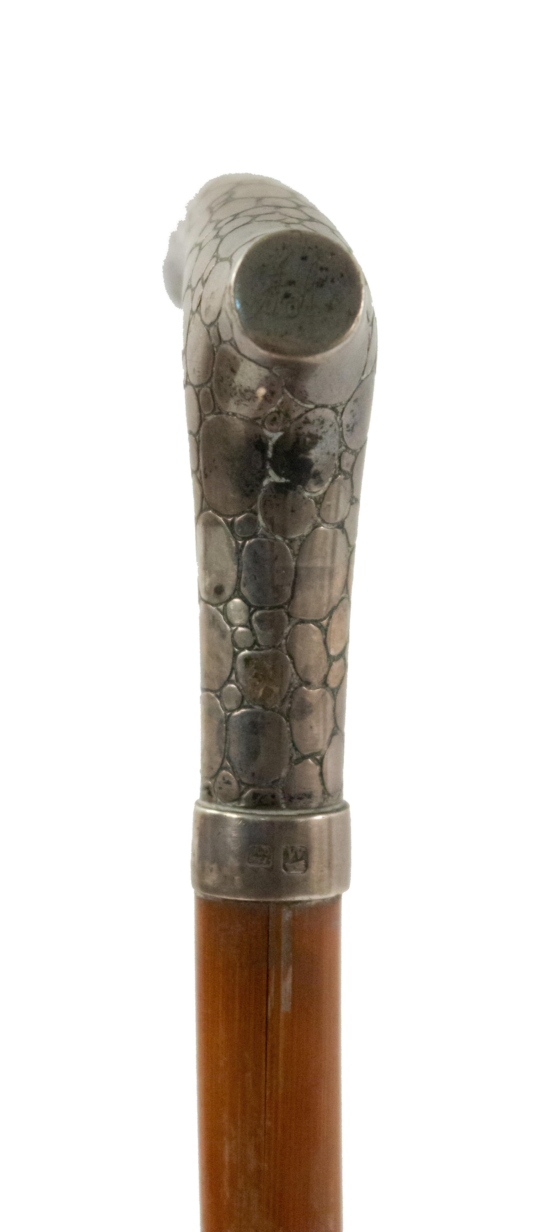 English Victorian Silver and Wood Cane In Good Condition For Sale In New York, NY