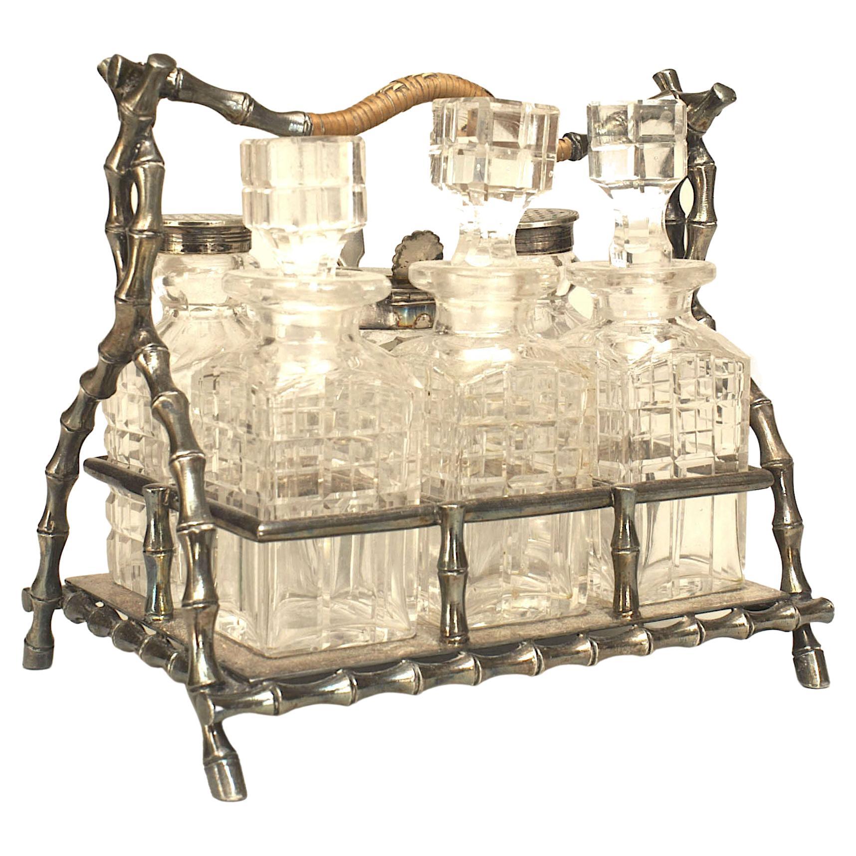 Englisches viktorianisches Set aus Silberblech und Kristallkruste im Angebot