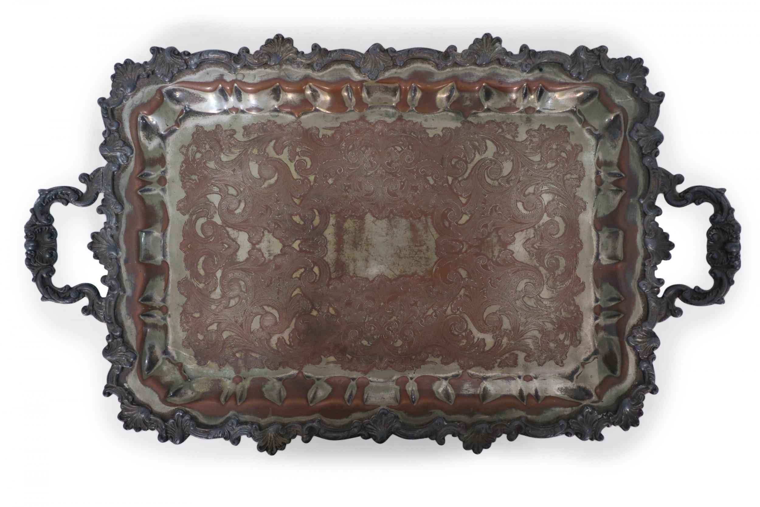 Vassoio da portata vittoriano inglese con placca d'argento e patina ornata in vendita 2