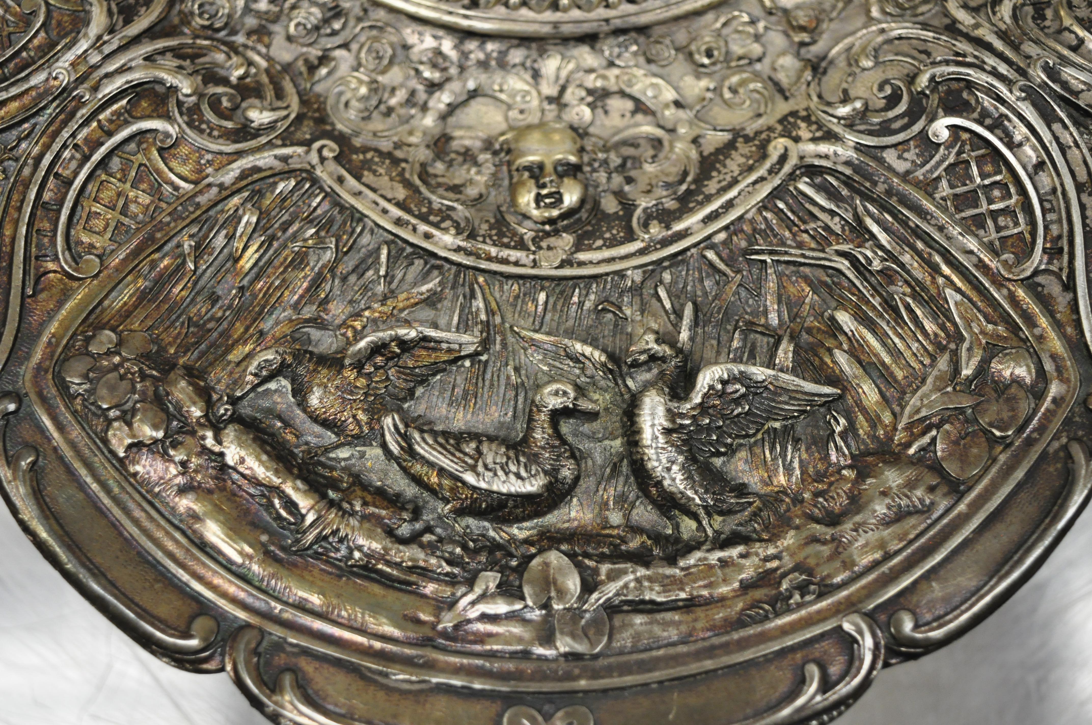 Plateau à plateau victorien anglais en métal argenté, encrier en verre monté en cerf-volant Gorham Bon état - En vente à Philadelphia, PA