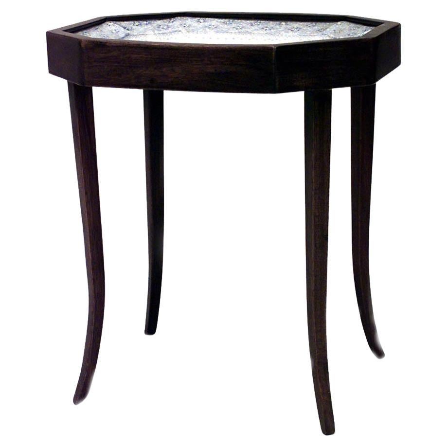 Pequeña mesa auxiliar inglesa victoriana de caoba