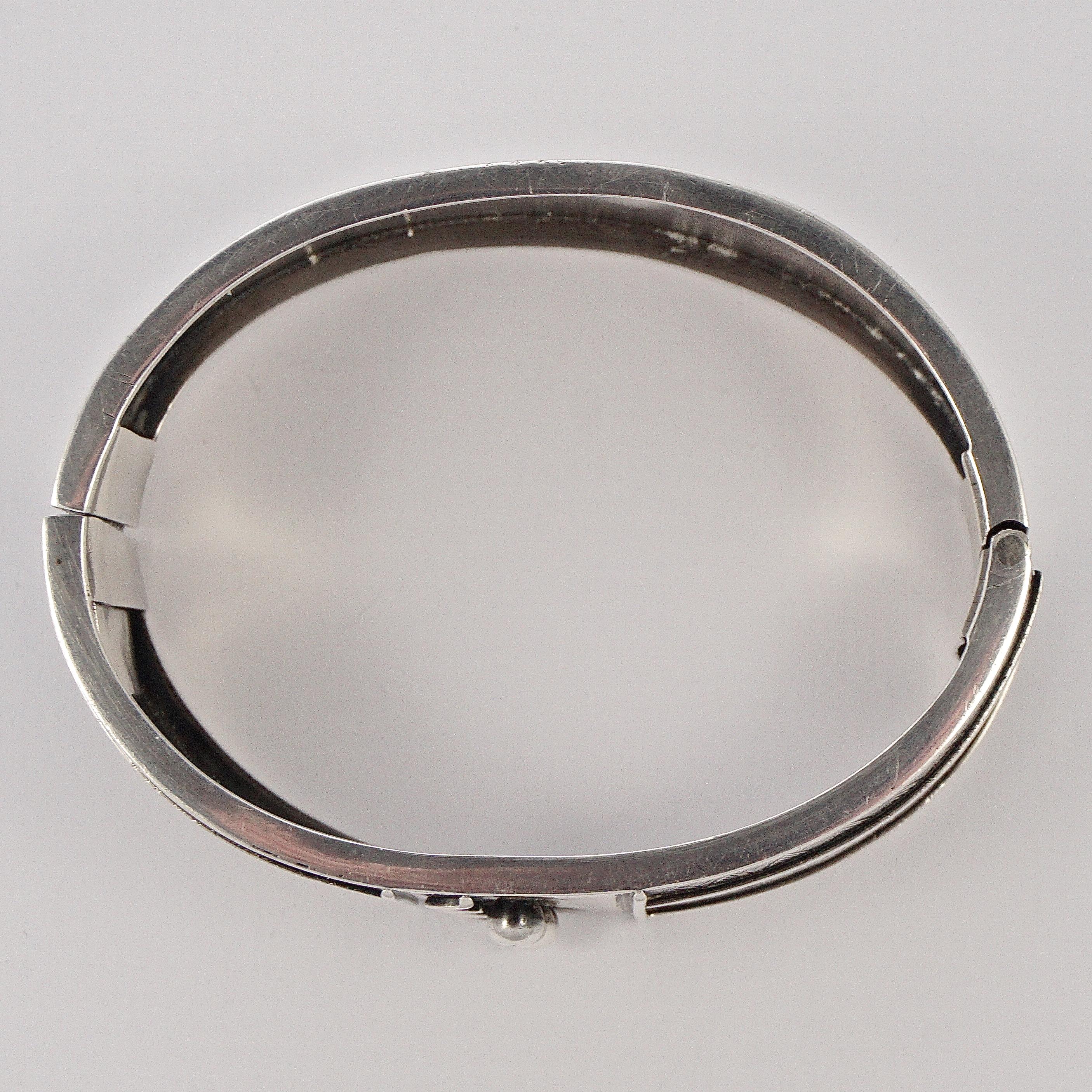 English Victorian Sterling Silver Triple Button Cuff Engraved Bangle Bracelet 5
