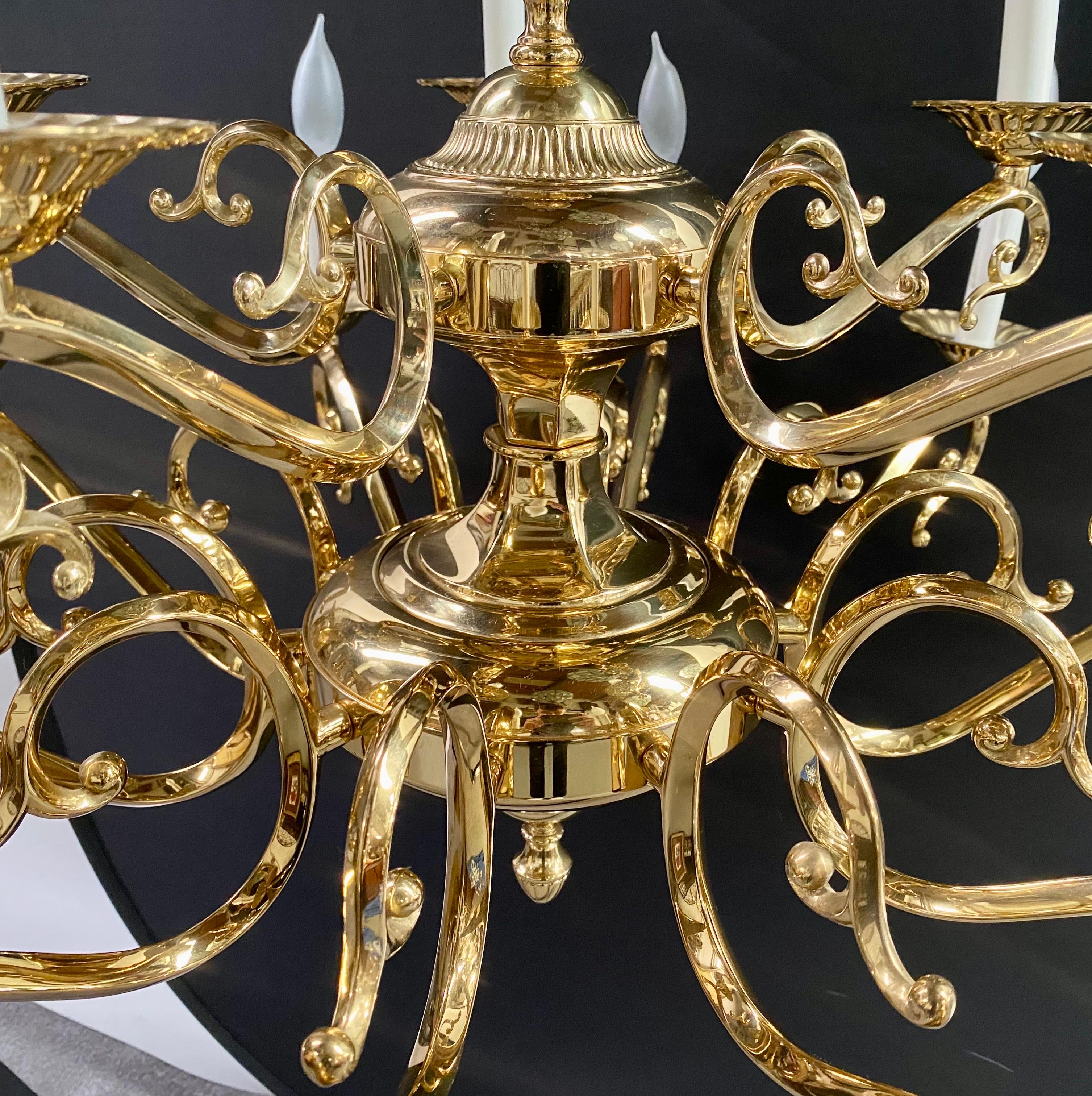 English Victorian Style Brass Chandelier, 15 Arms  For Sale 5