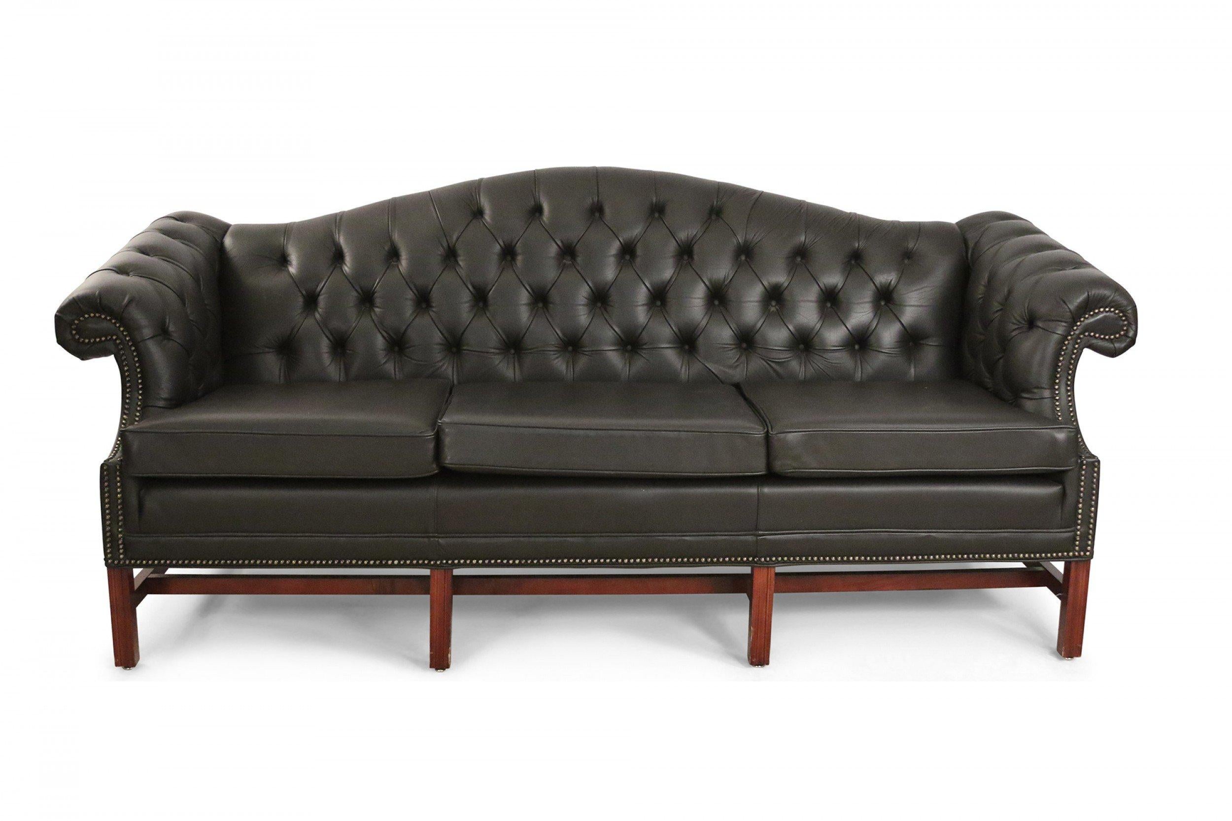 English Victorian Style Camel Back Black Tufted Leather Sofa For Sale 3
