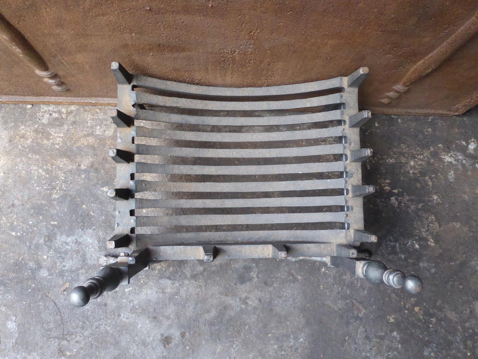 20th Century English Victorian Style Fireplace Grate, Fire Grate