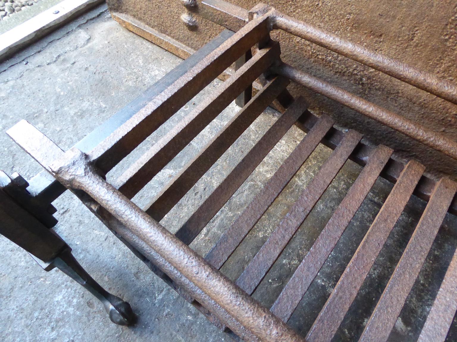 English Victorian Style Fireplace Grate, Fire Grate 2