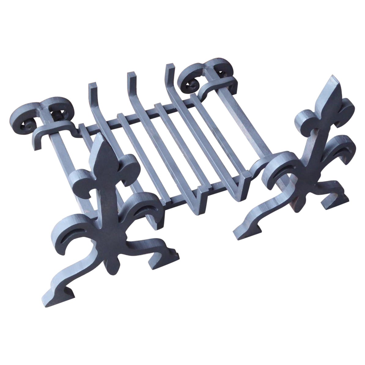 English Victorian Style Fireplace Grate, Fire Grate For Sale