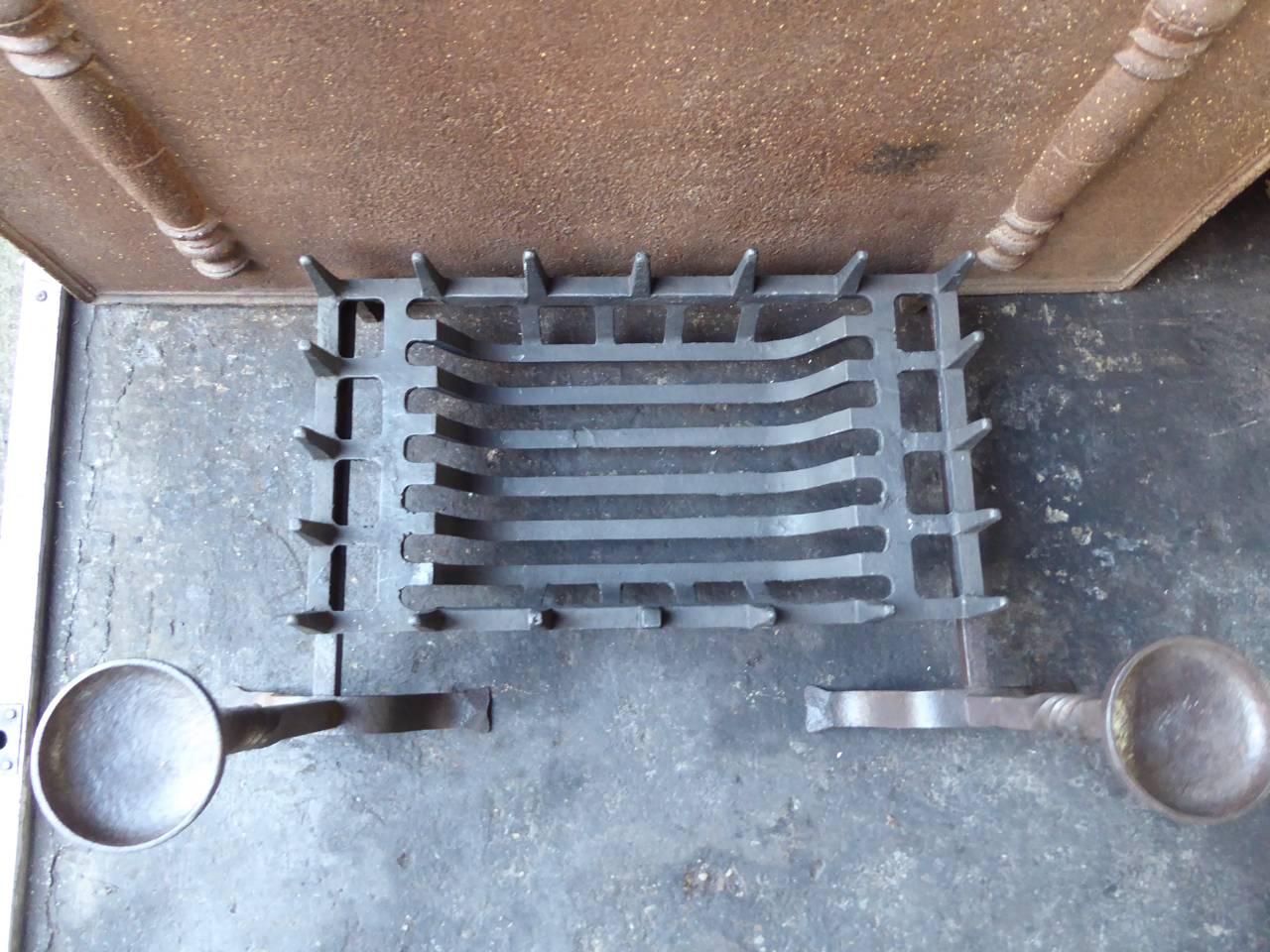 Cast English Victorian Style Fireplace Grate or Fire Grate