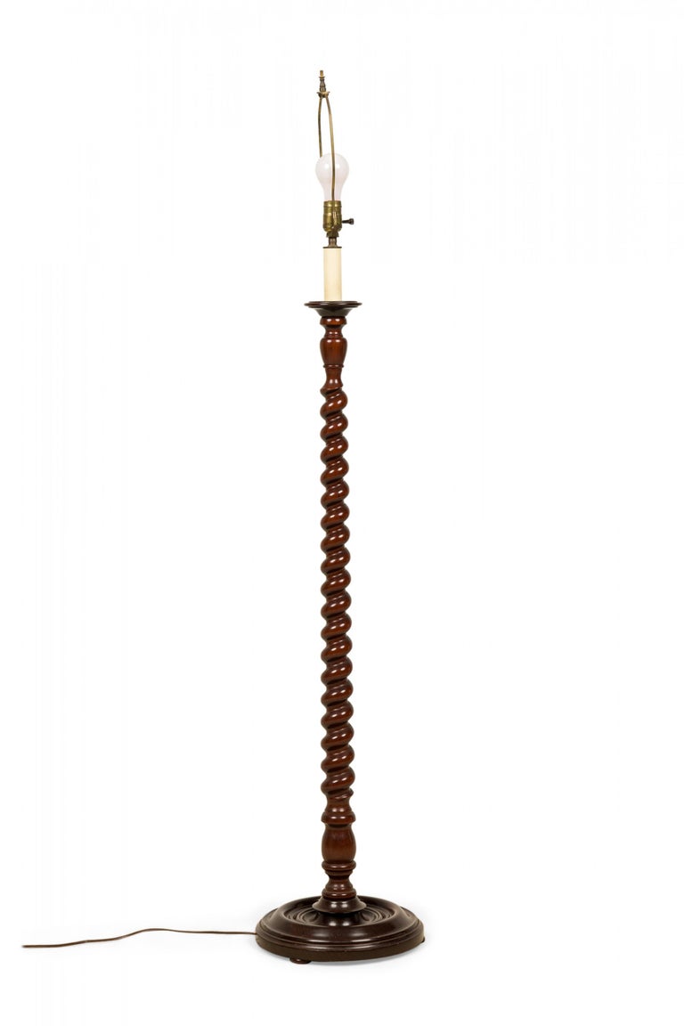 Spindle floor lamp 2025