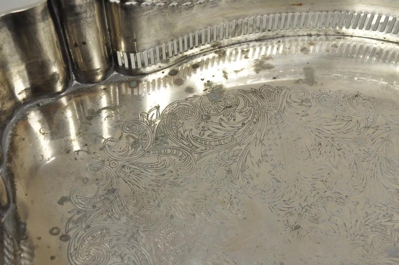 20th Century English Victorian Style Oval Raised Gallery Silver Plated Centerpiece Tray For Sale