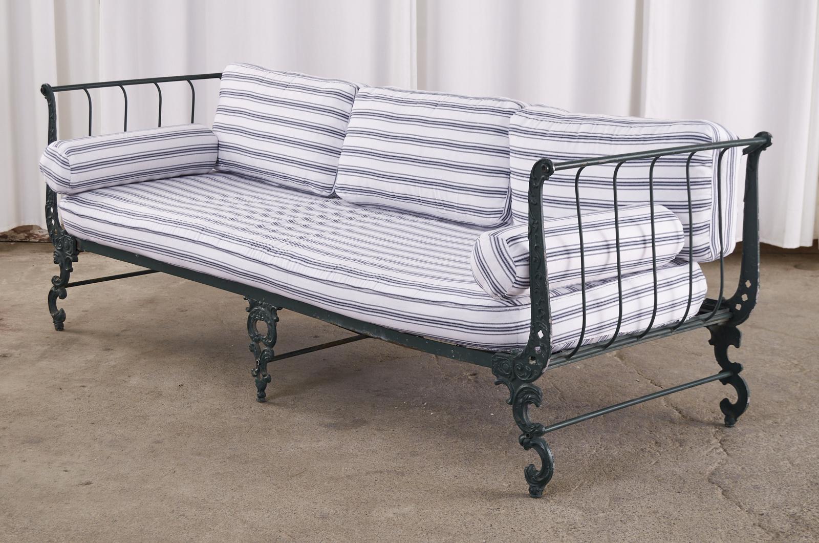English Victorian Style Painted Iron Daybed Settee 3
