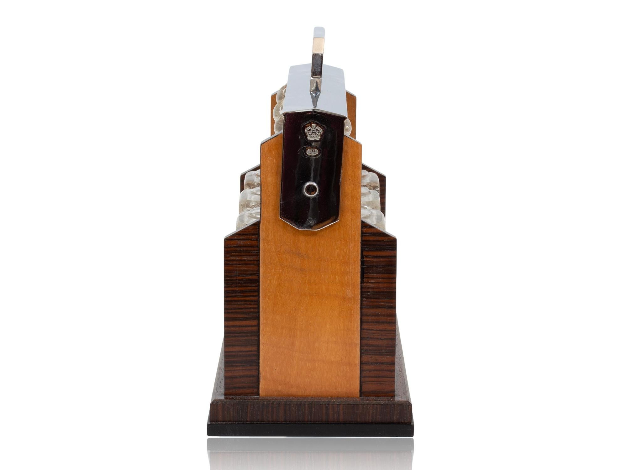 English Victorian Tantalus by George Betjemann & Sons (19. Jahrhundert) im Angebot