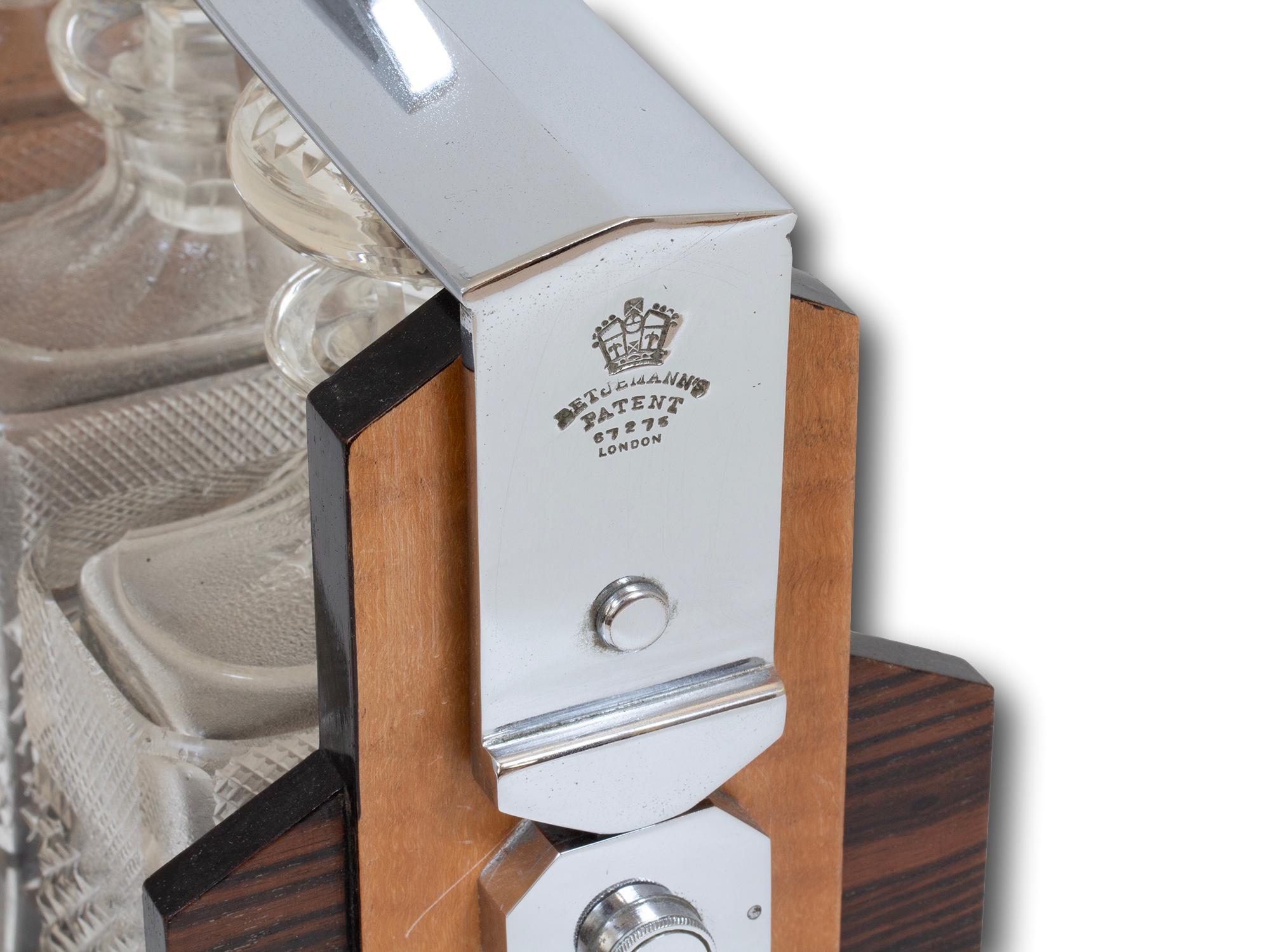 English Victorian Tantalus by George Betjemann & Sons im Angebot 1