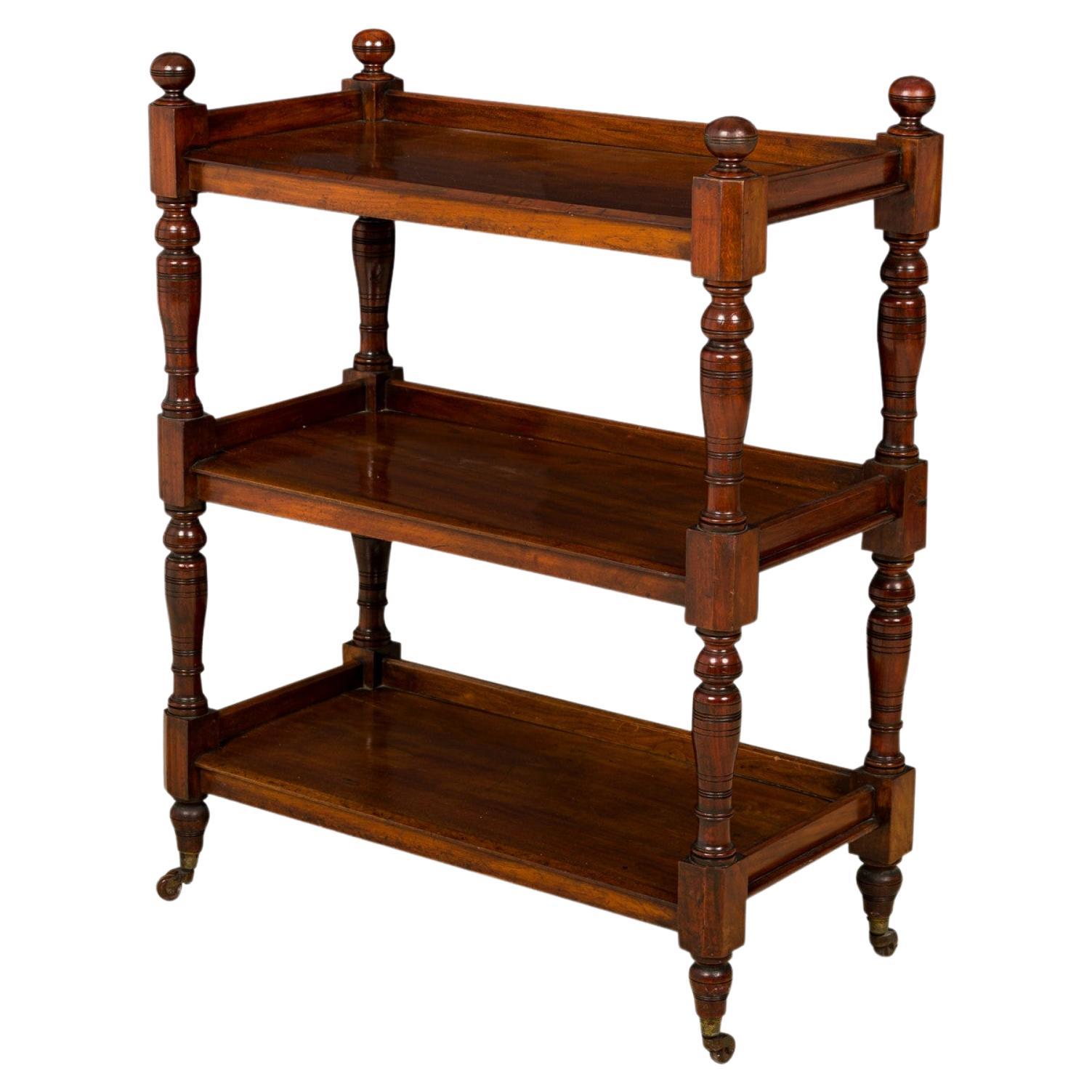 English Victorian Turned Leg Three Shelf Small Wooden Etagere / Display Shelf For Sale