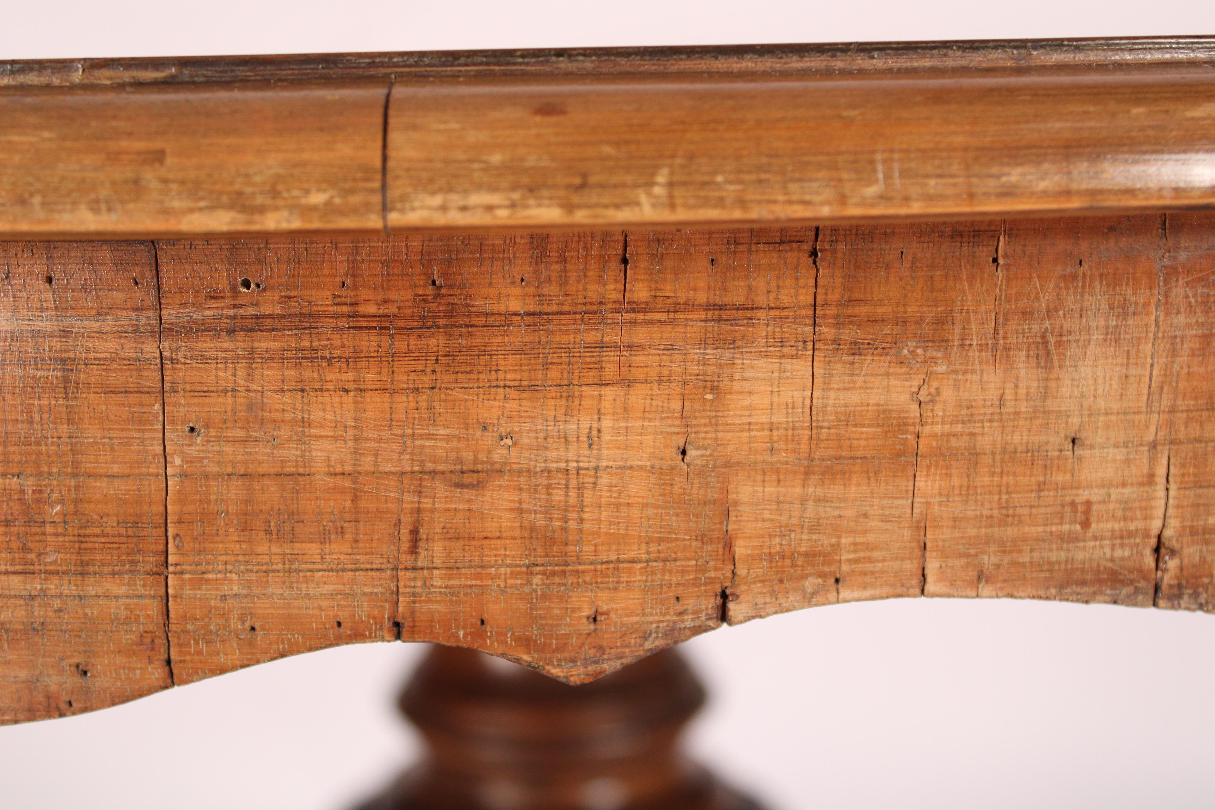 English Victorian Walnut and Burl Walnut Center / Games Table For Sale 7