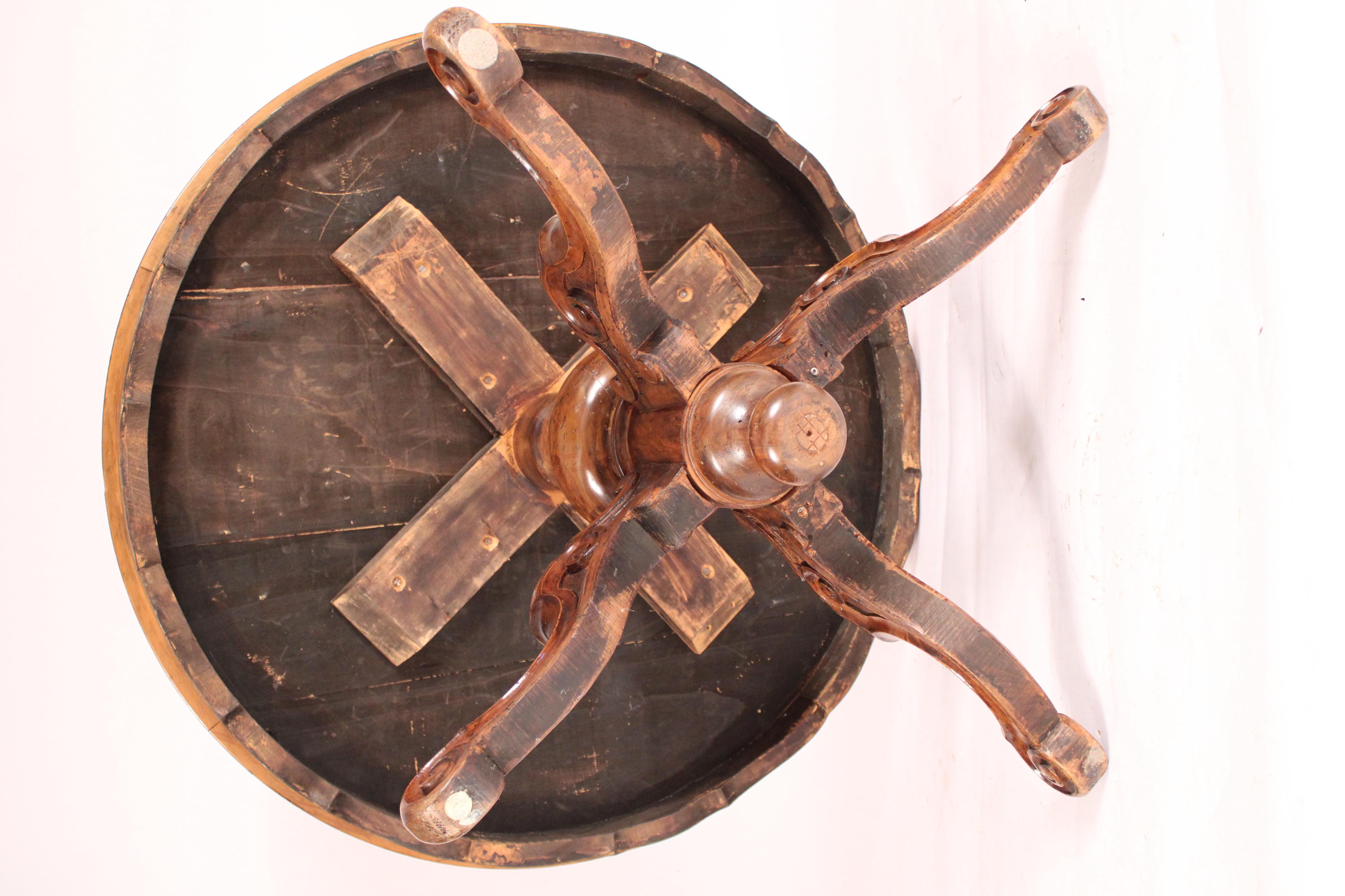 English Victorian Walnut and Burl Walnut Center / Games Table For Sale 8