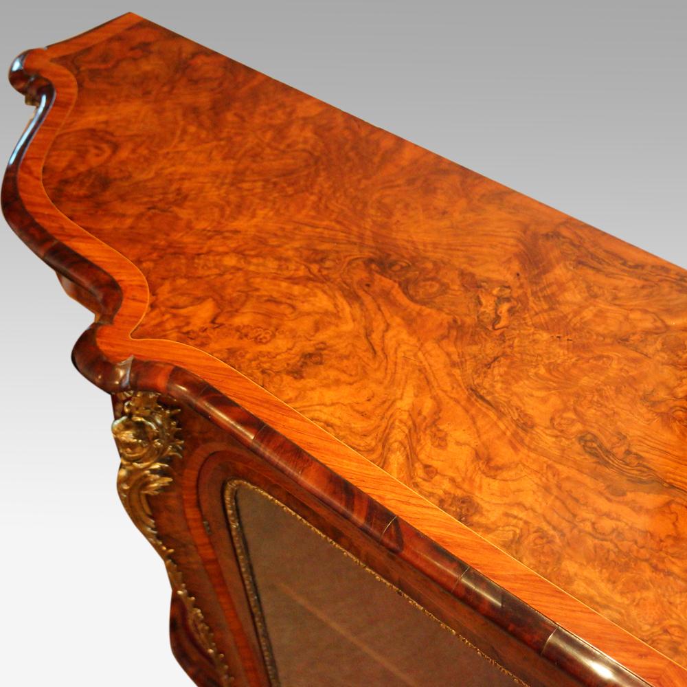 English Victorian Walnut and Kingwood Open Ended Credenza, circa 1865 For Sale 12