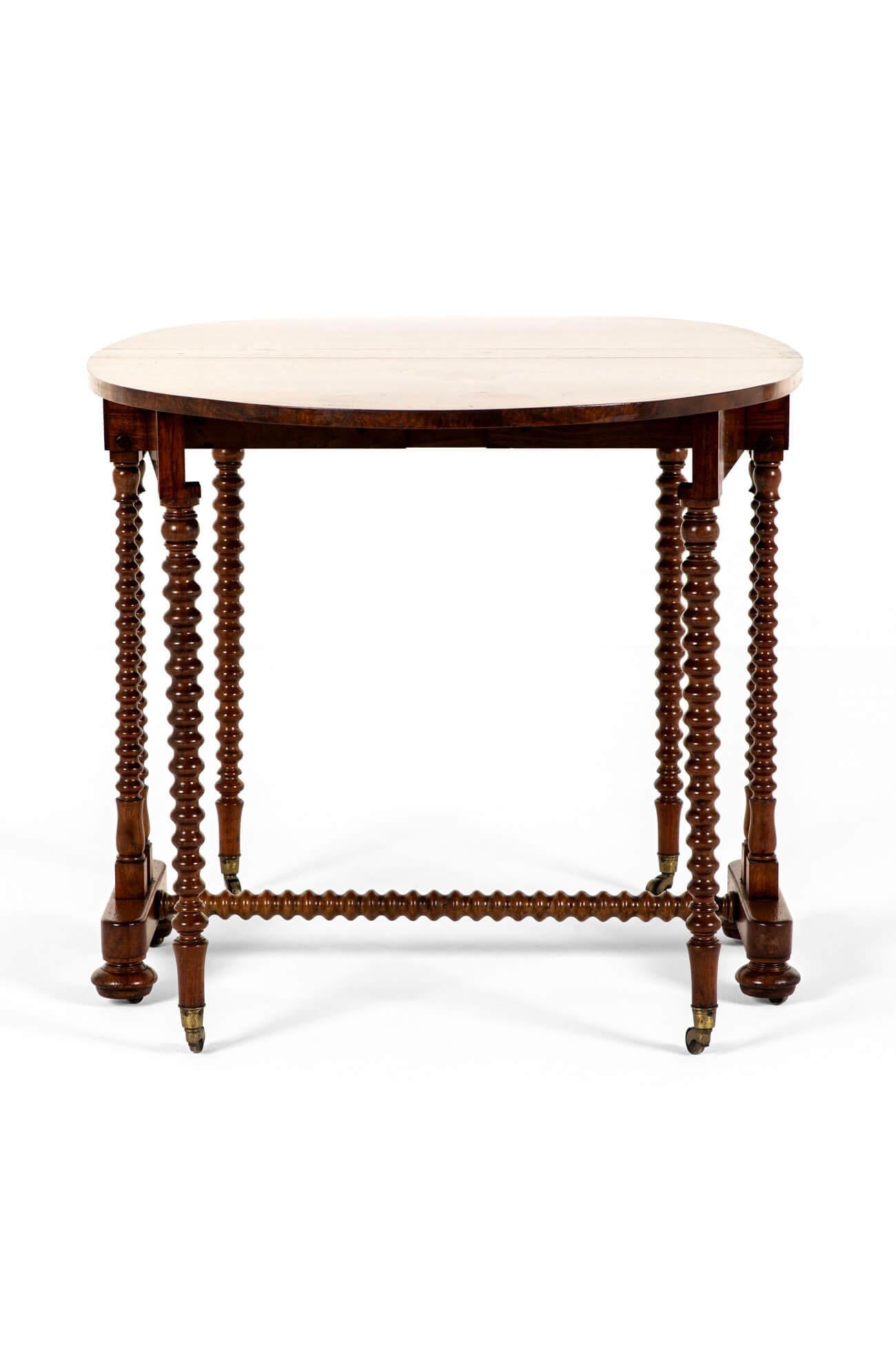 19th Century English Victorian Walnut Sutherland Table For Sale