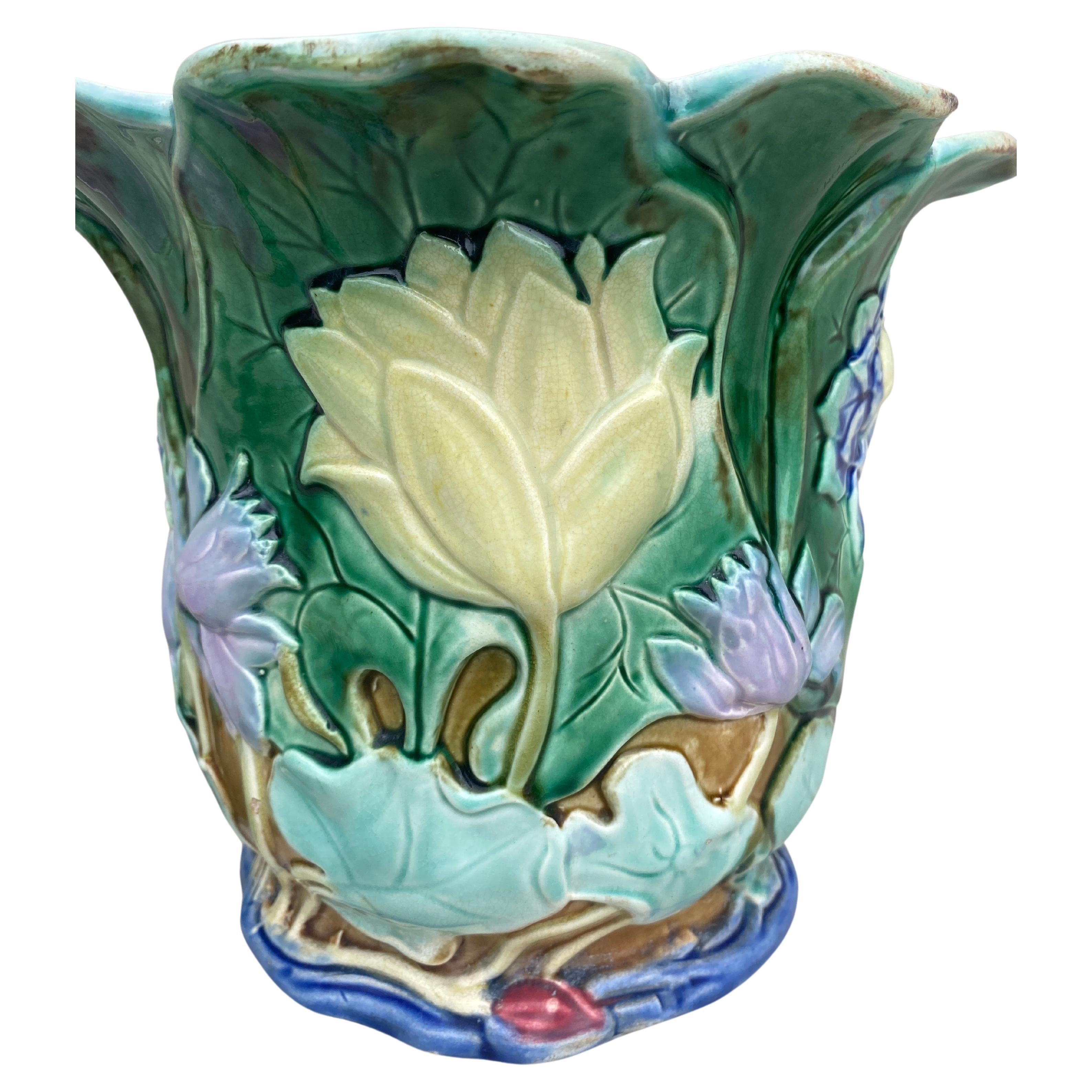 Ceramic English Victorian Majolica Water Lily Jardinière, circa 1880 For Sale