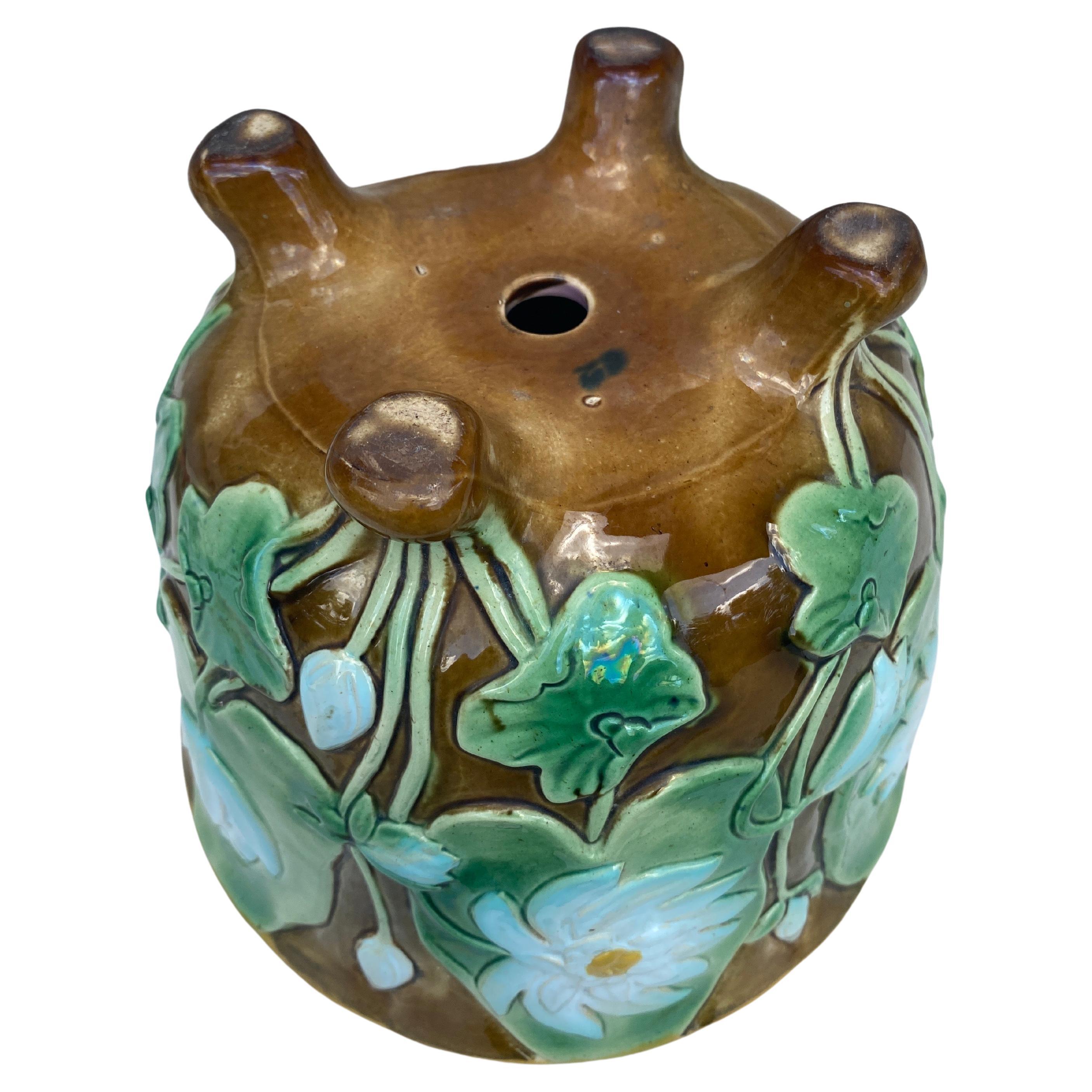 Late 19th Century English Victorian Water Lily Jardinière, circa 1880 For Sale