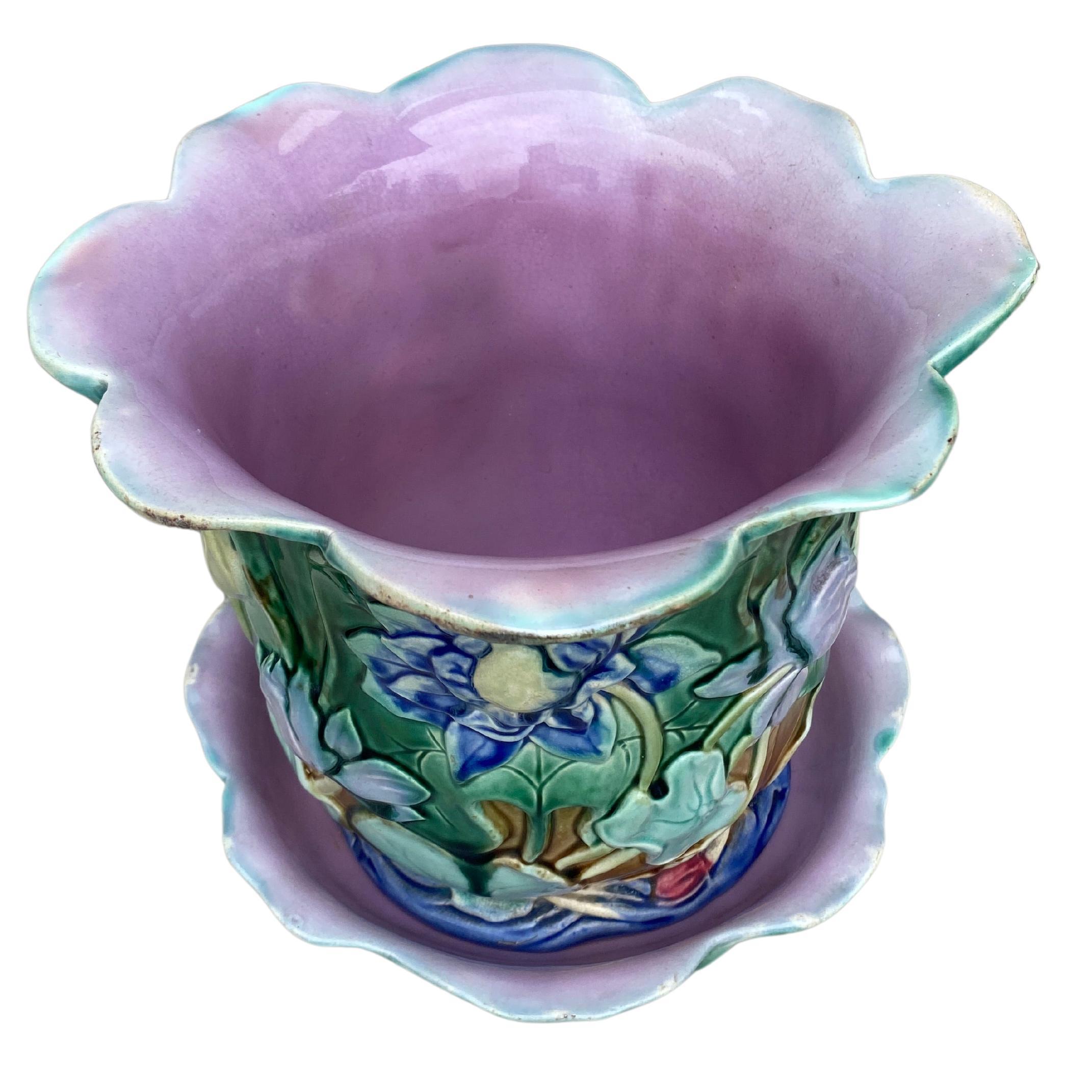 English Victorian Majolica Water Lily Jardinière, circa 1880 For Sale 3