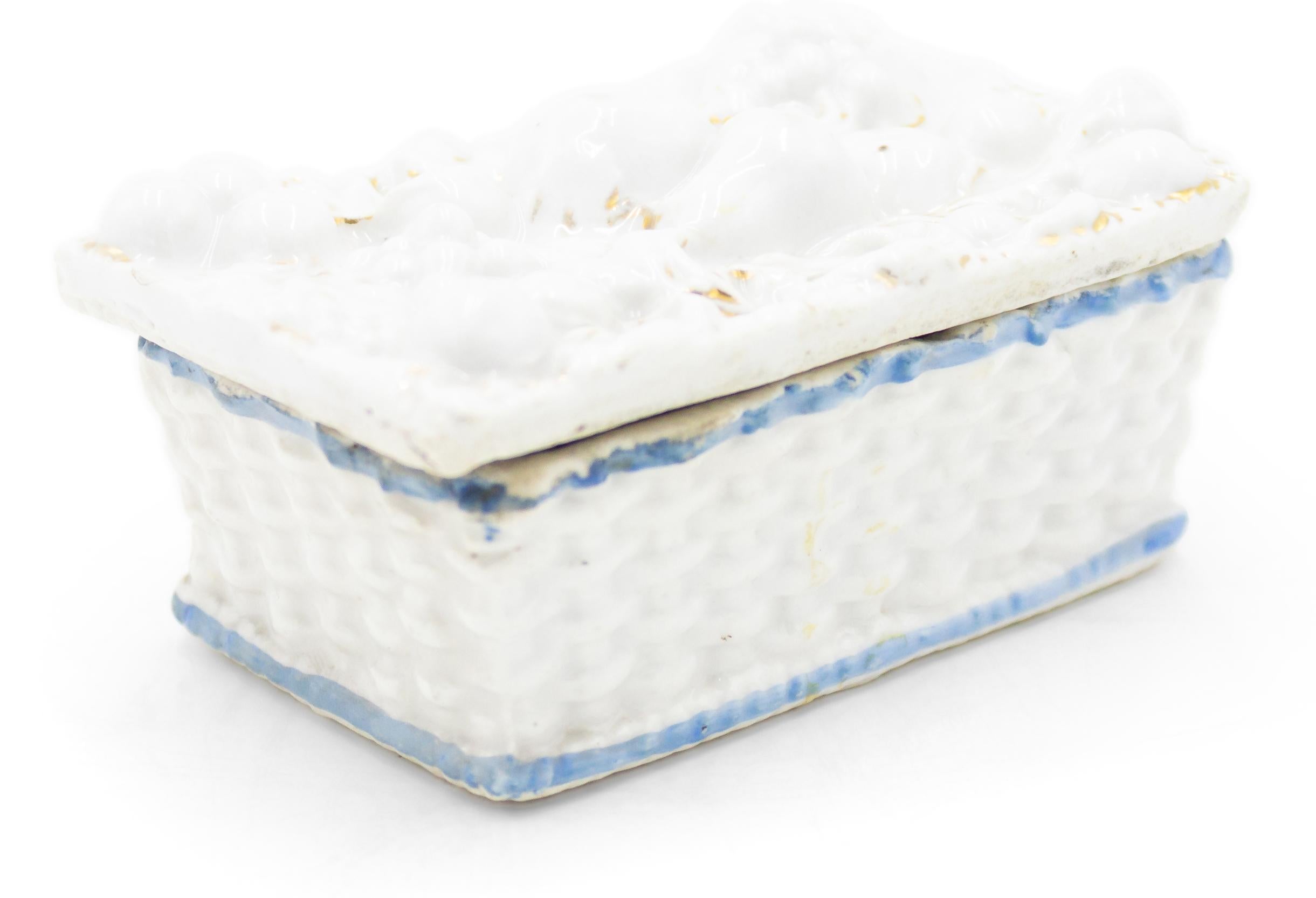 Caja victoriana inglesa de porcelana blanca Victoriano en venta