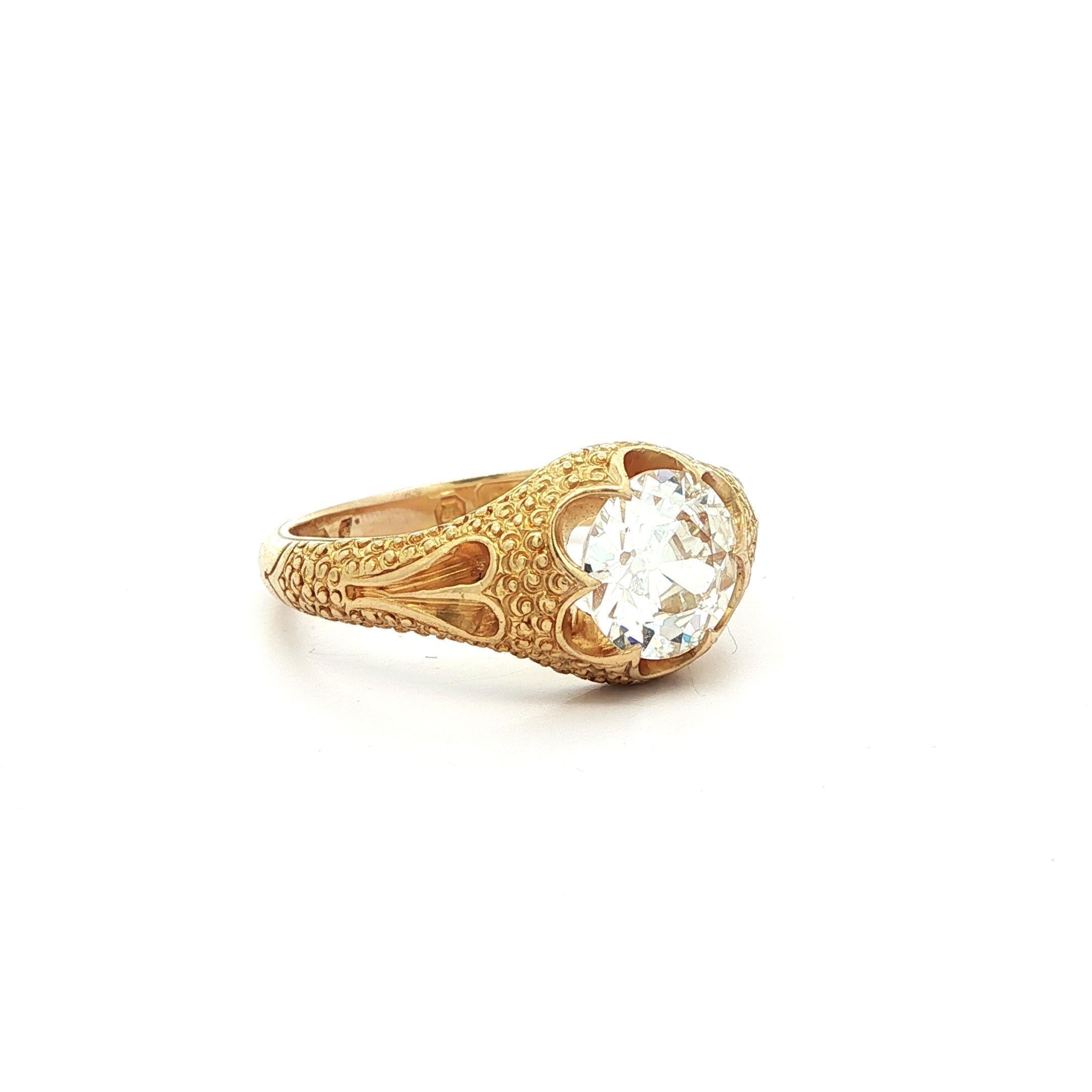 Englischer viktorianischer Gelbgold GIA 1,68ct Diamant Solitär Strukturierter Belcher Ring im Angebot 4