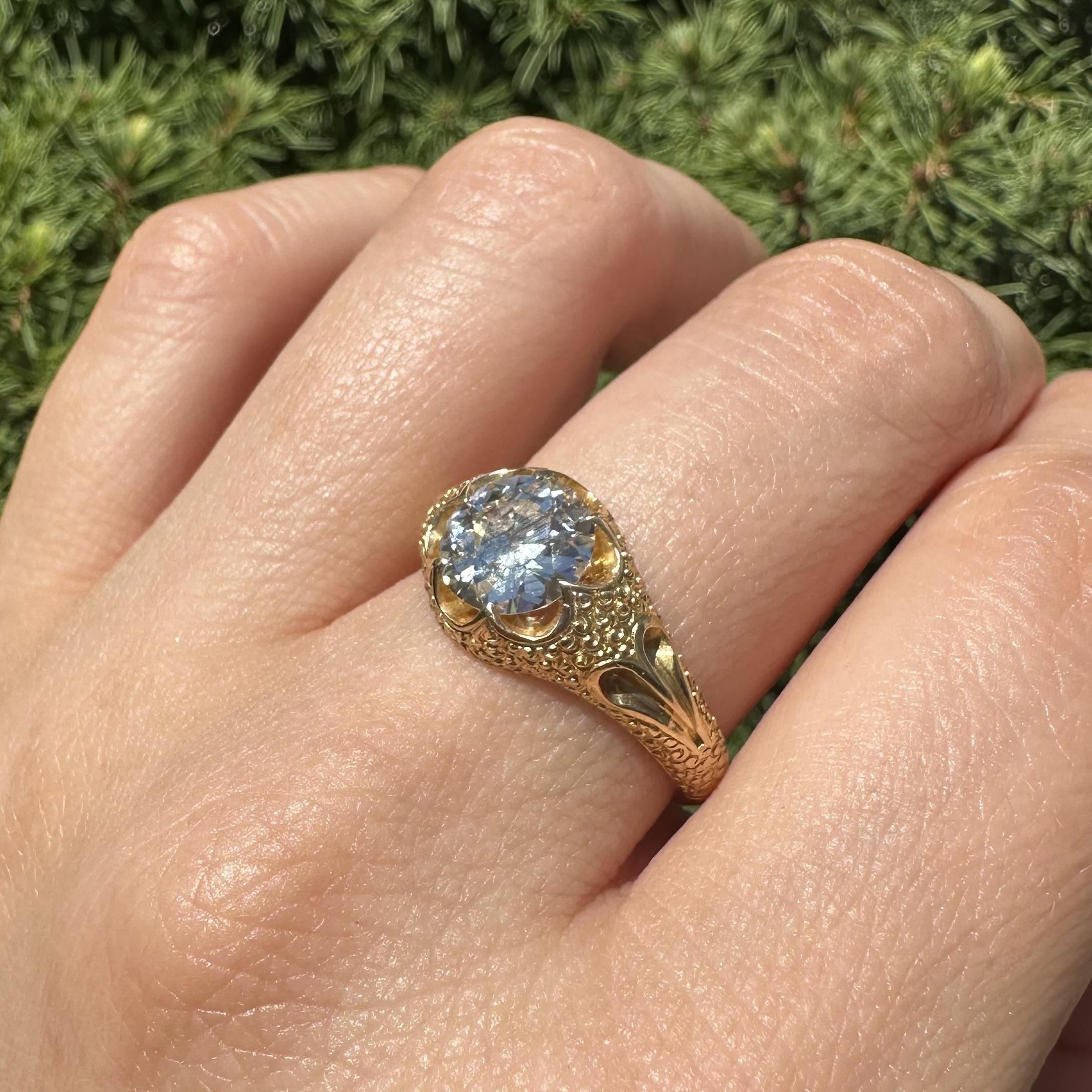 Englischer viktorianischer Gelbgold GIA 1,68ct Diamant Solitär Strukturierter Belcher Ring im Angebot 13