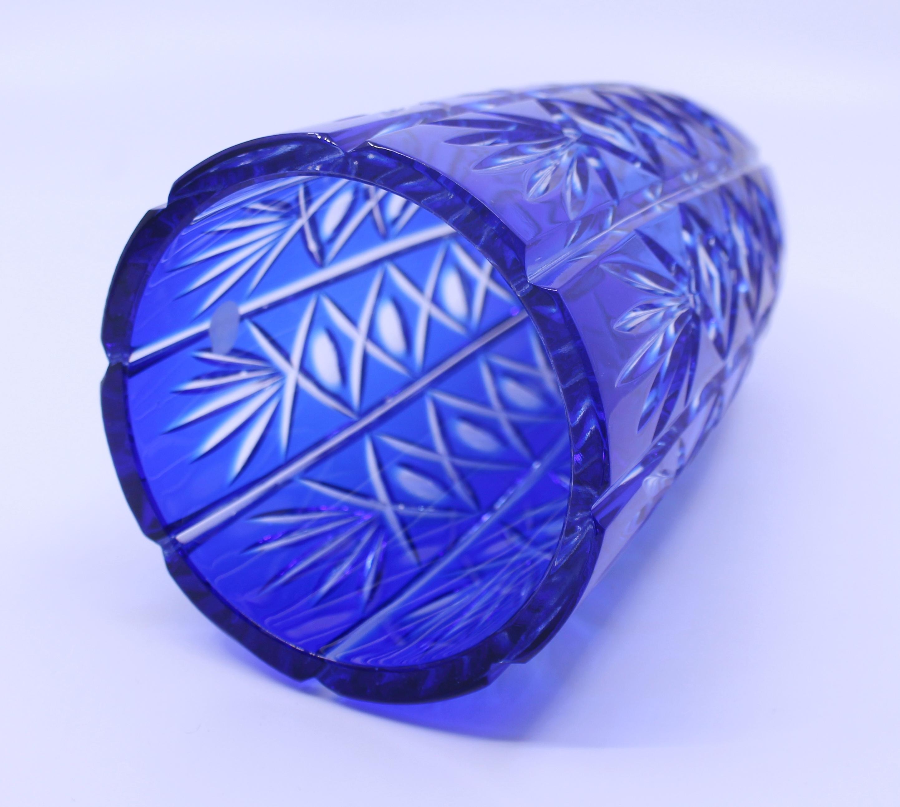English Vintage Blue Overlay Crystal Glass Vase For Sale 1