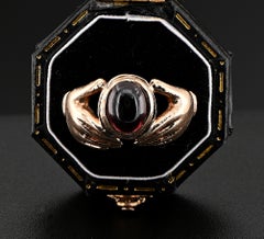 English vintage Fede Garnet ring 9 KT gold