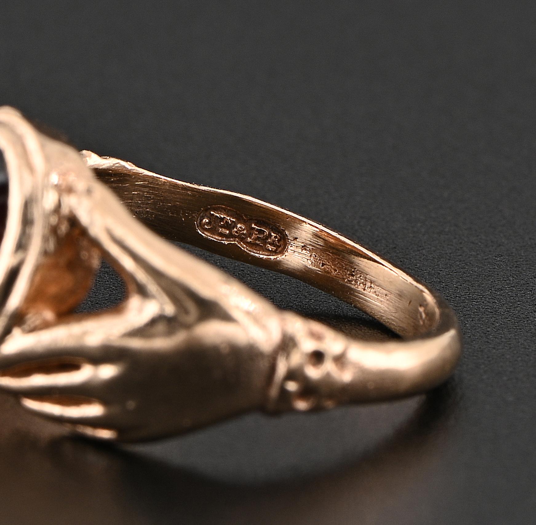 Anillo vintage inglés Fede Granate oro de 9 KT en venta 3