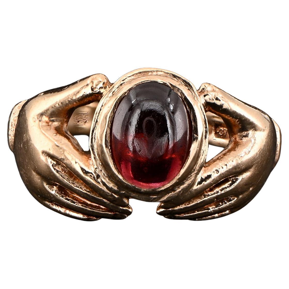 Anillo vintage inglés Fede Granate oro de 9 KT en venta