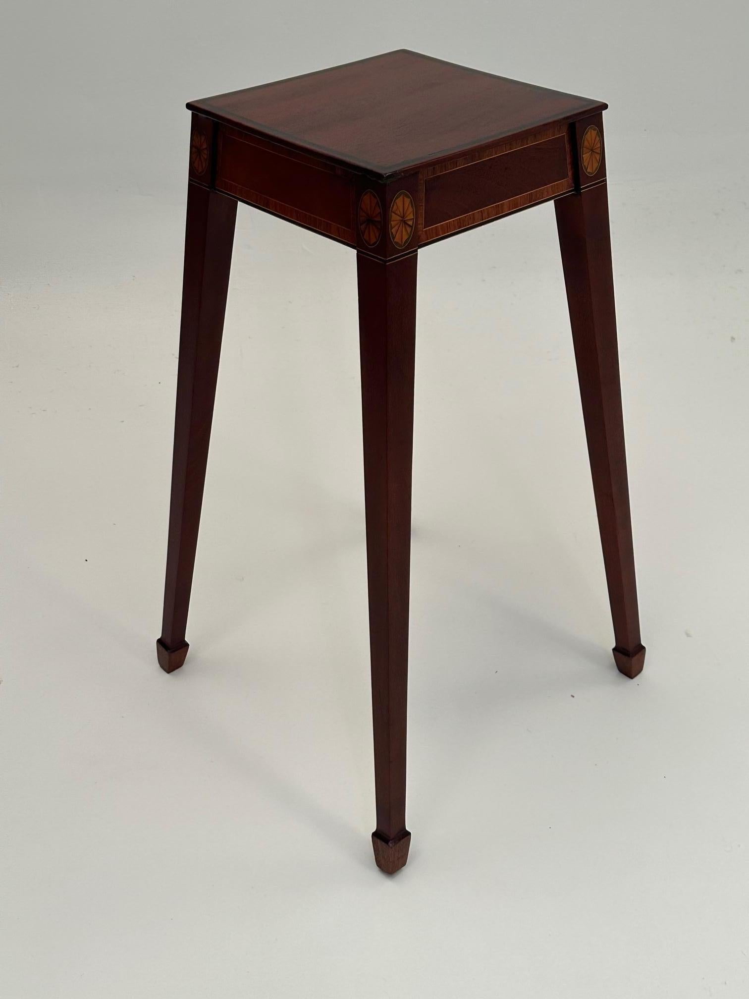English Vintage Mahogany & Satinwood Stand End Table with Candle Slide For Sale 2