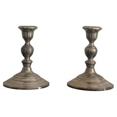 Coppia di candelabri d'epoca in argento massiccio inglese