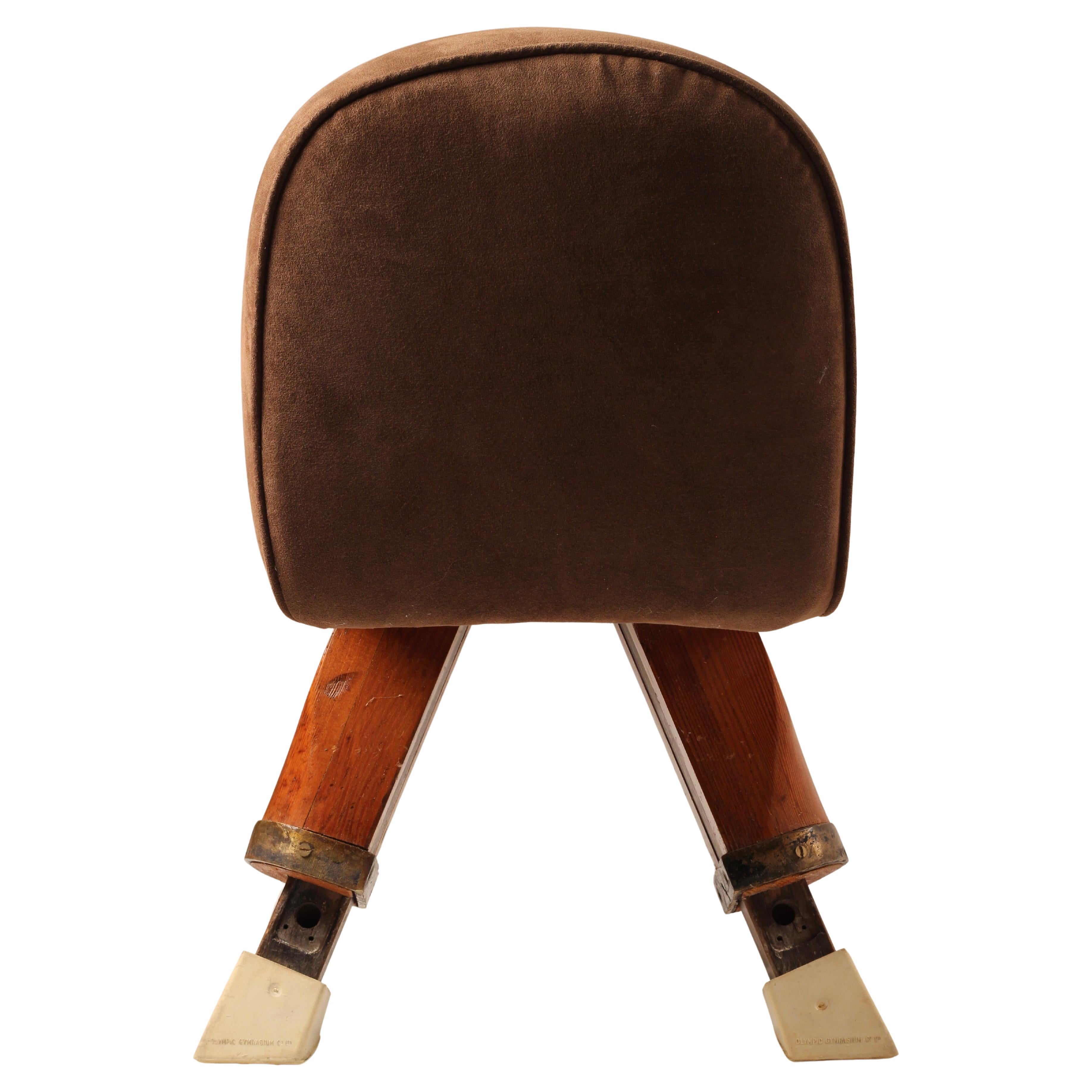 English Vintage Pommel Horse reupholstered in Suede and repurposed as a bench For Sale 9