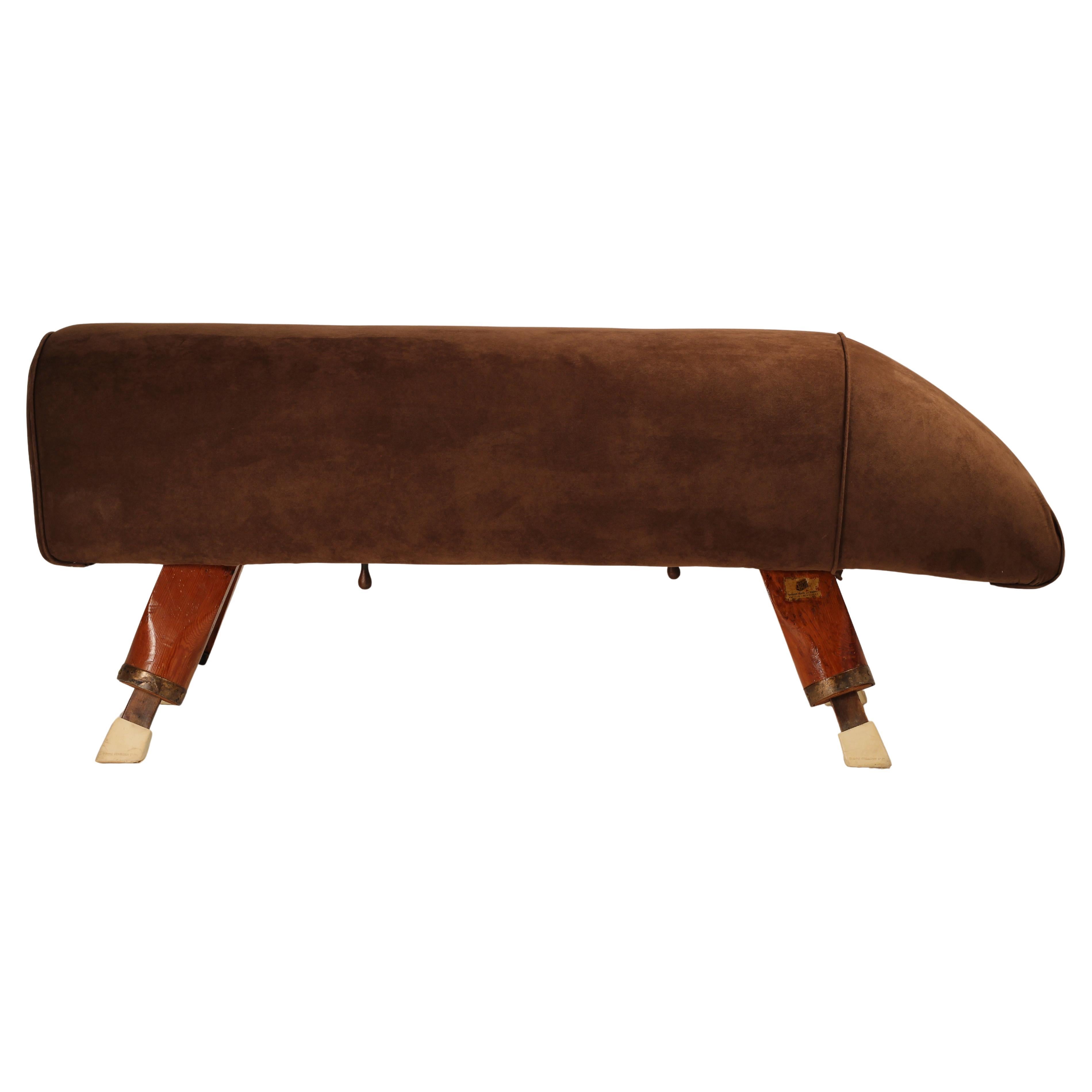 English Vintage Pommel Horse reupholstered in Suede and repurposed as a bench For Sale 1