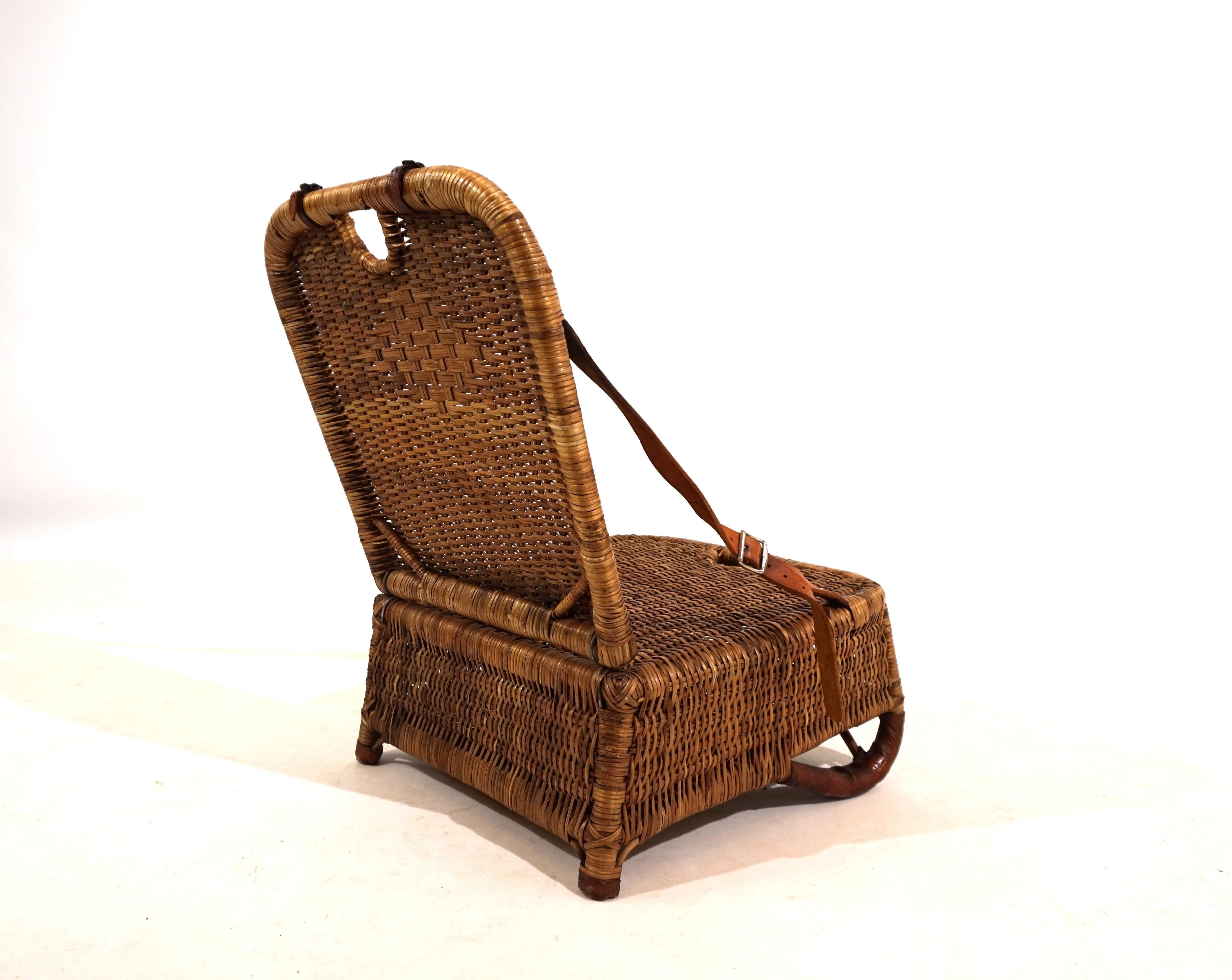 British English vintage rattan beach chair
