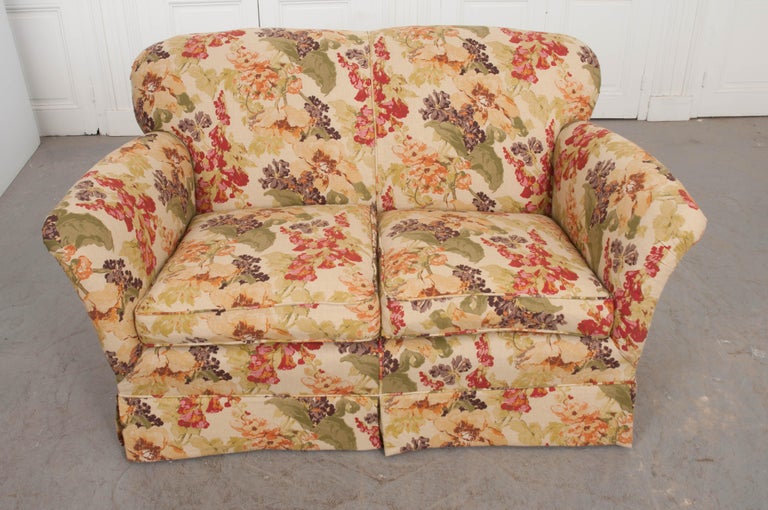 English Vintage Settee Loveseat For Sale at 1stDibs