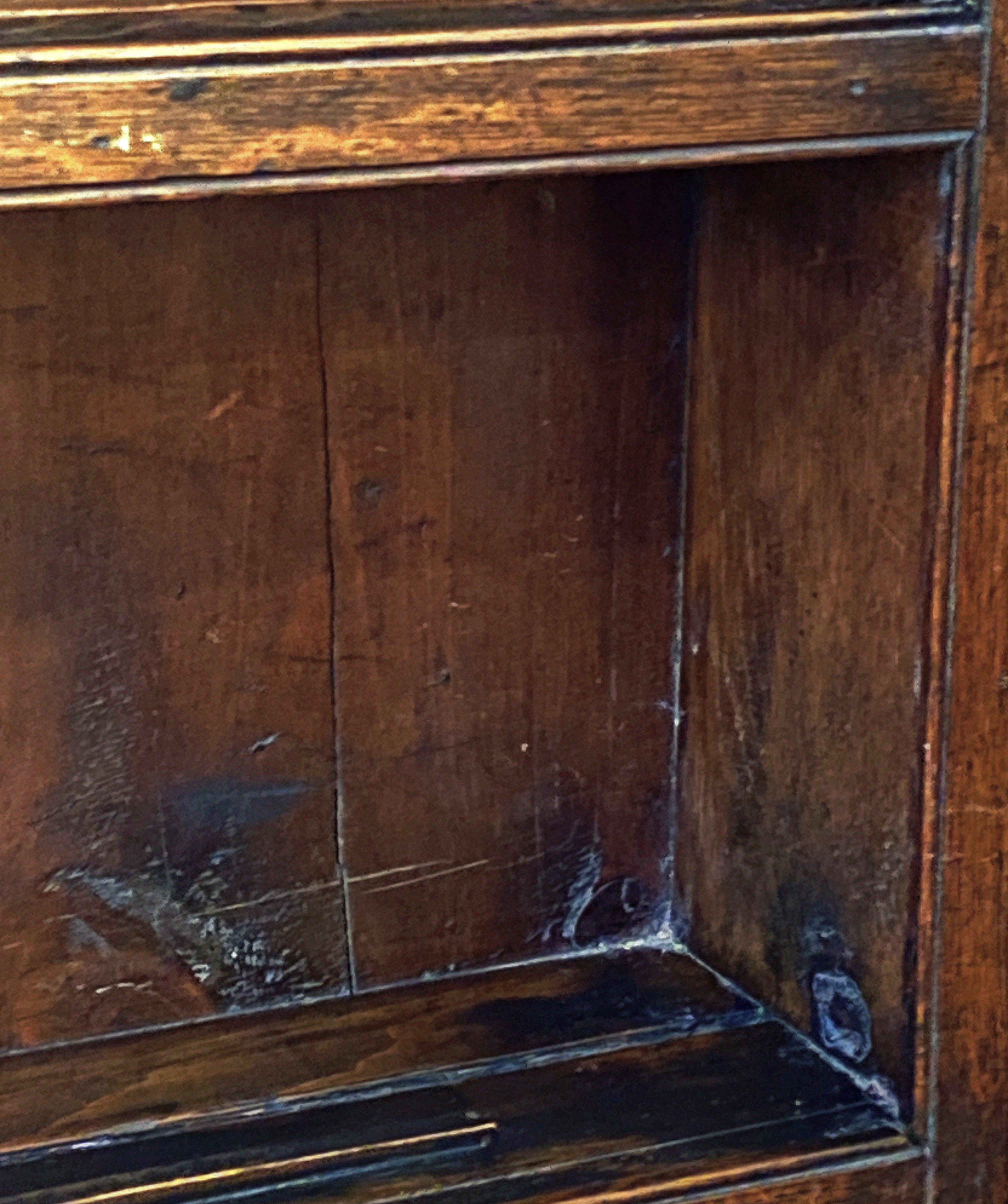 Mensole da parete inglesi in Oak patinato con piano a baldacchino e lati a Ogee In condizioni buone in vendita a Austin, TX