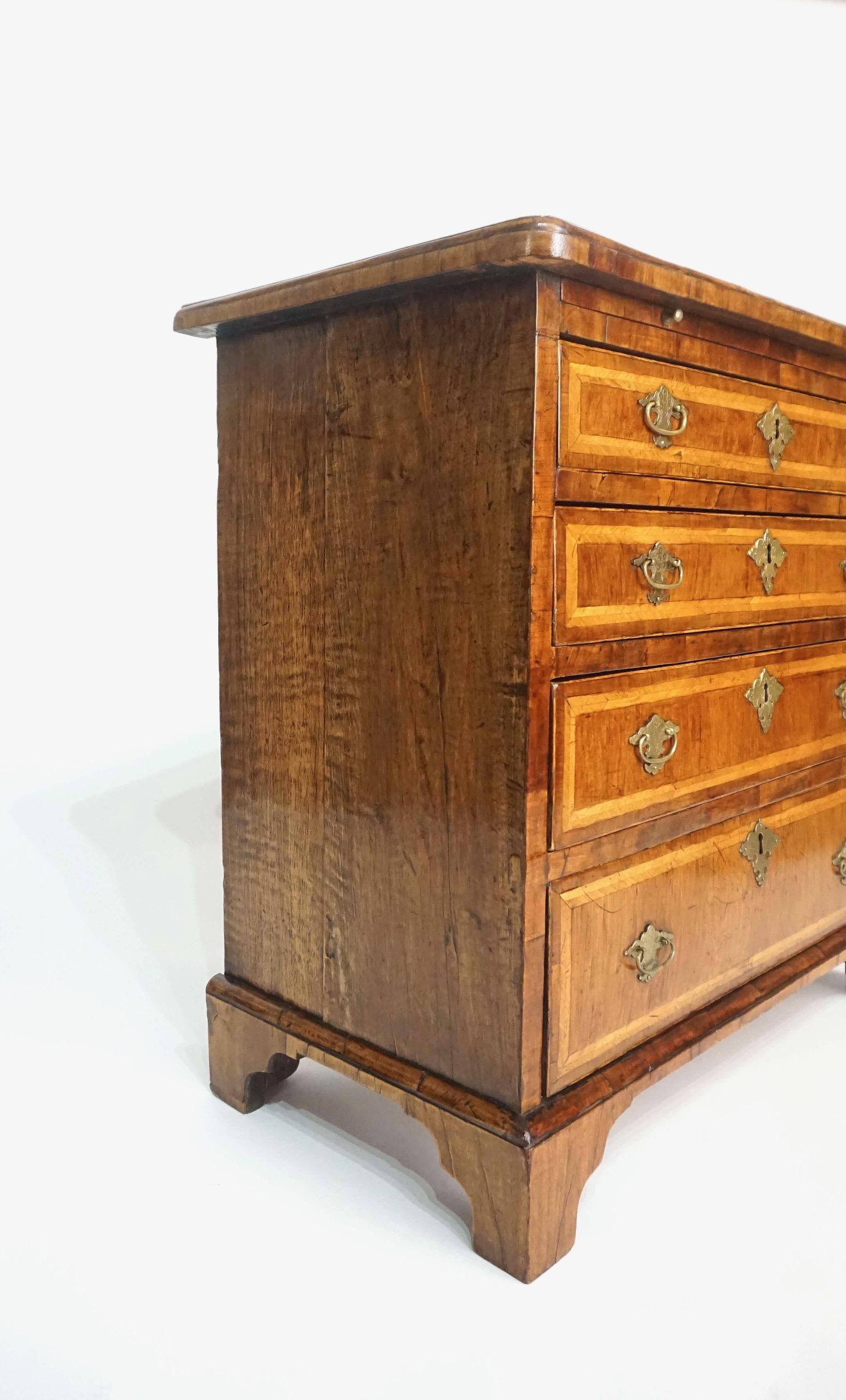 Veneer English Walnut and Satinwood Inlaid Petite Chest or Bachelor's Chest, circa 1715 For Sale