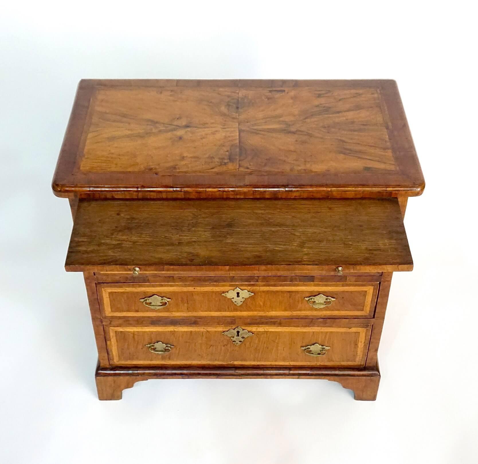 Brass English Walnut and Satinwood Inlaid Petite Chest or Bachelor's Chest, circa 1715 For Sale