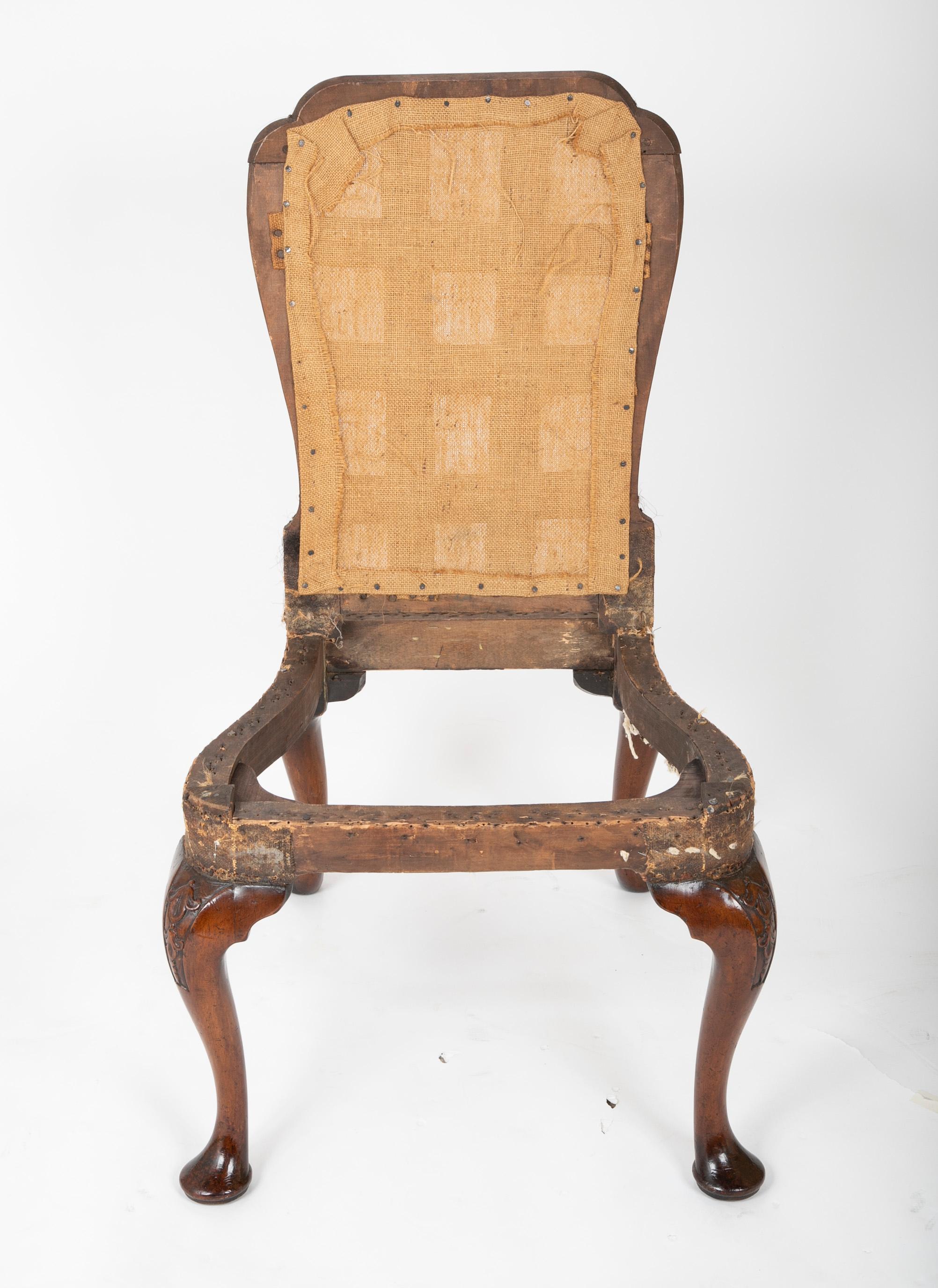 English Walnut Queen Anne Style Side Chair In Good Condition In Stamford, CT