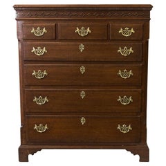 Grande commode anglaise en noyer