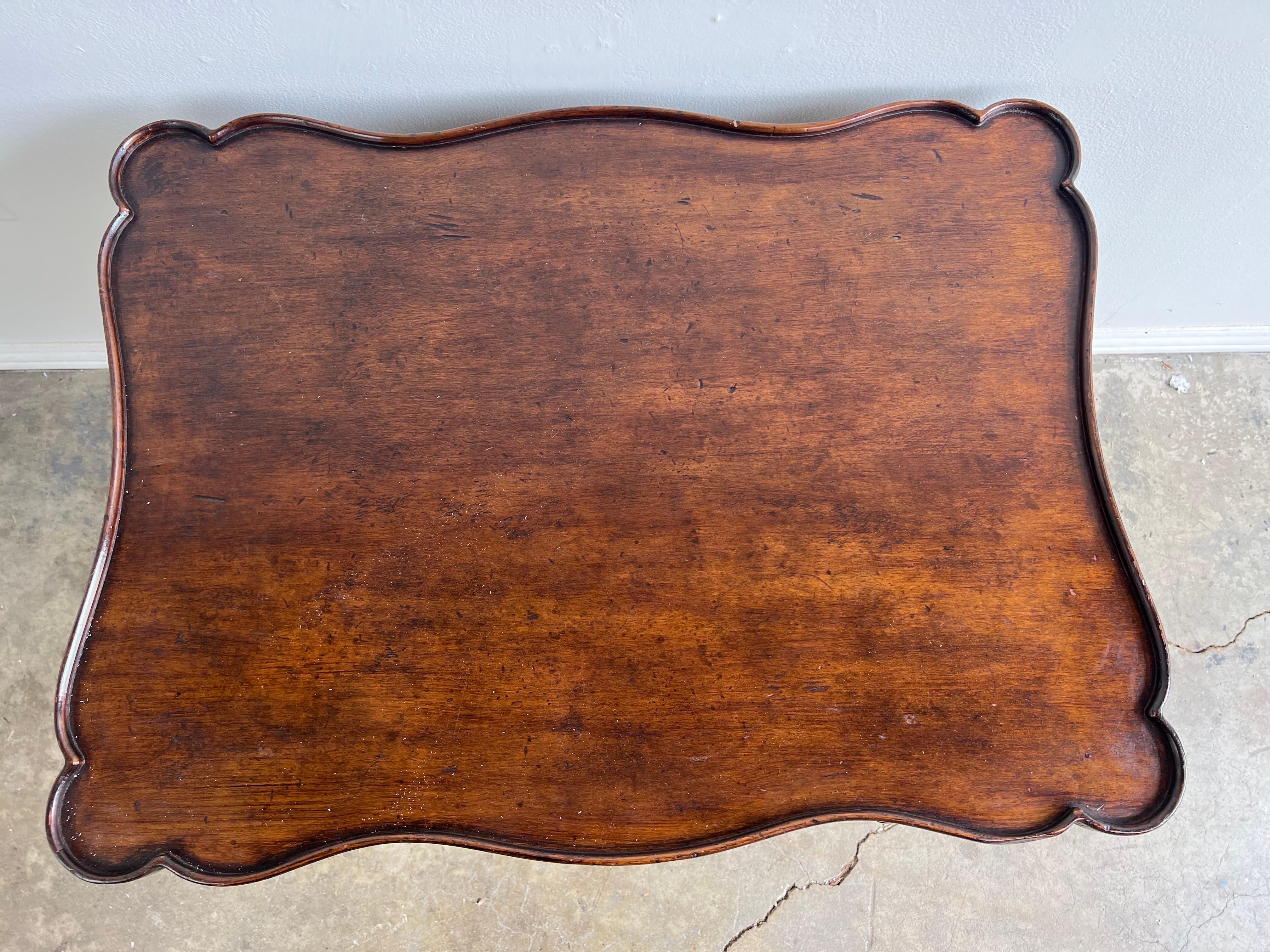 English Walnut Tea Table, circa 1940s In Distressed Condition For Sale In Los Angeles, CA