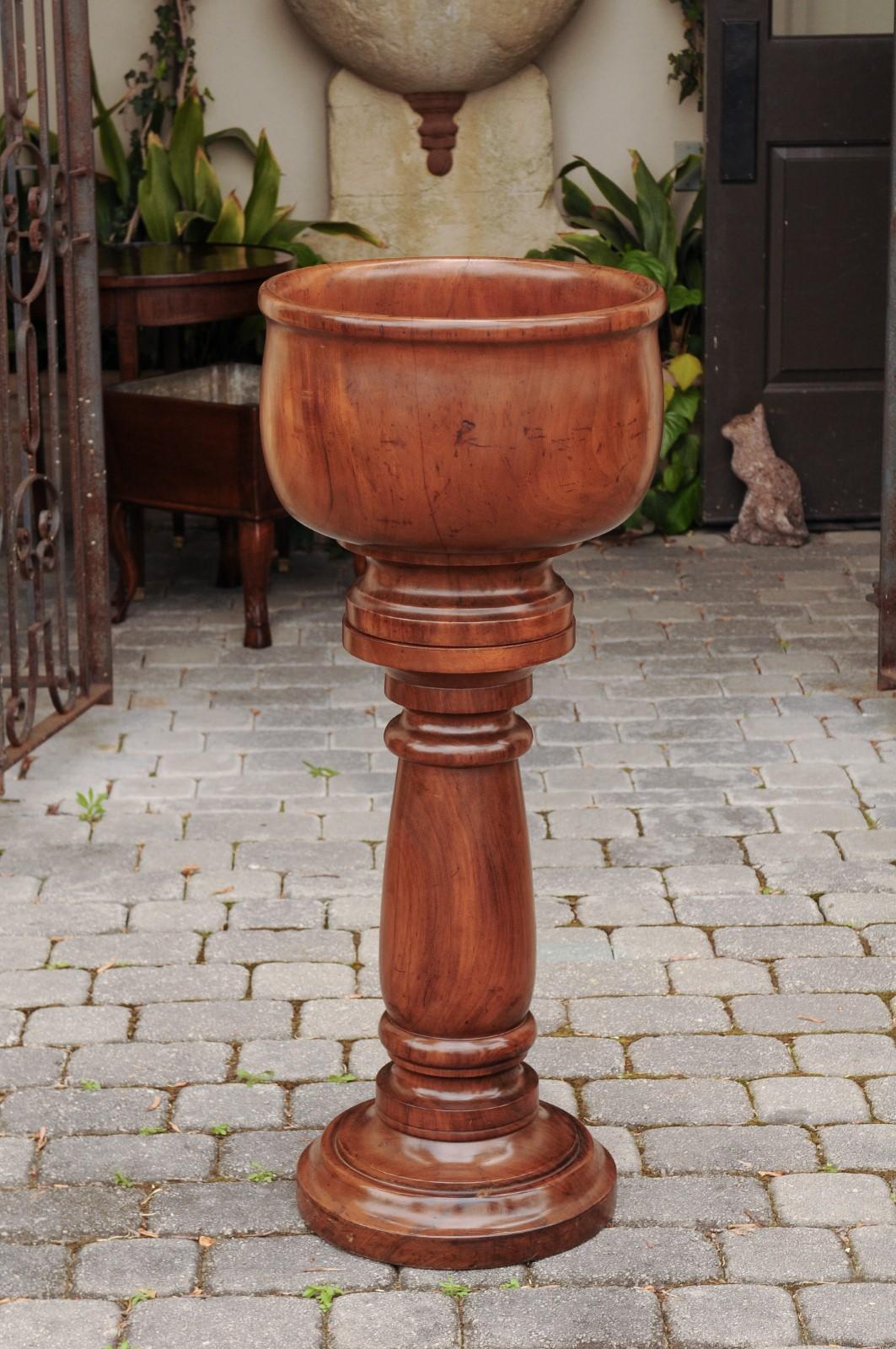 English Walnut Treenware Bowl Resting on Turned Pedestal, circa 1880 2