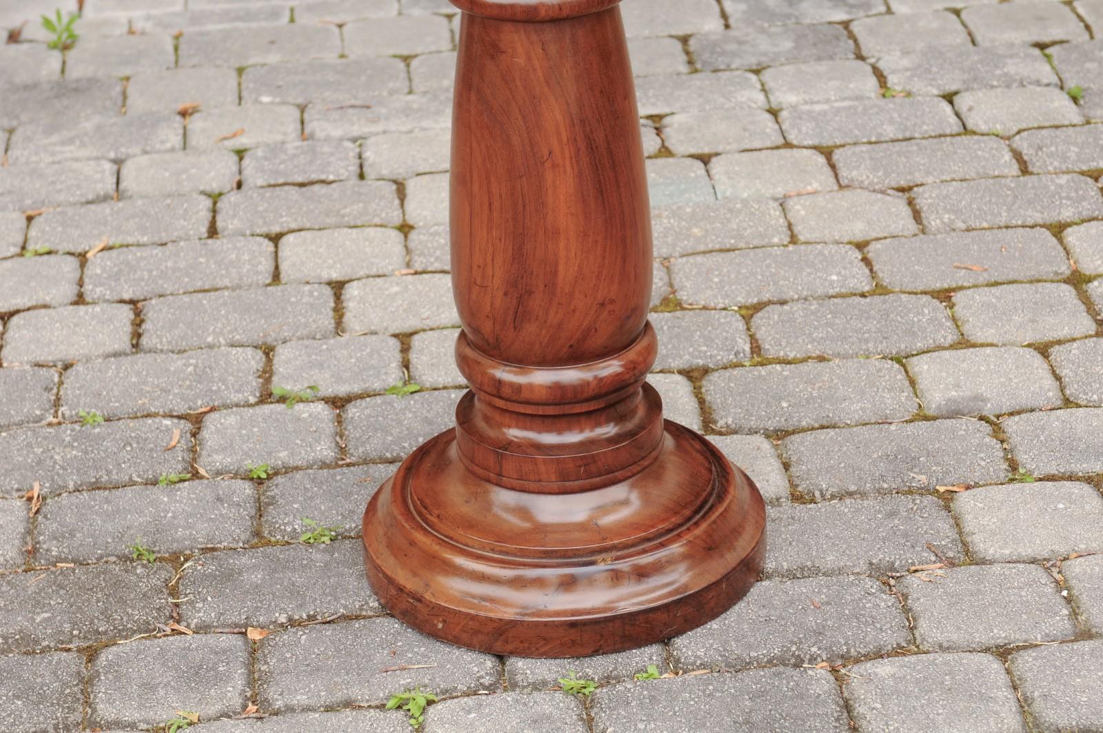 English Walnut Treenware Bowl Resting on Turned Pedestal, circa 1880 For Sale 5